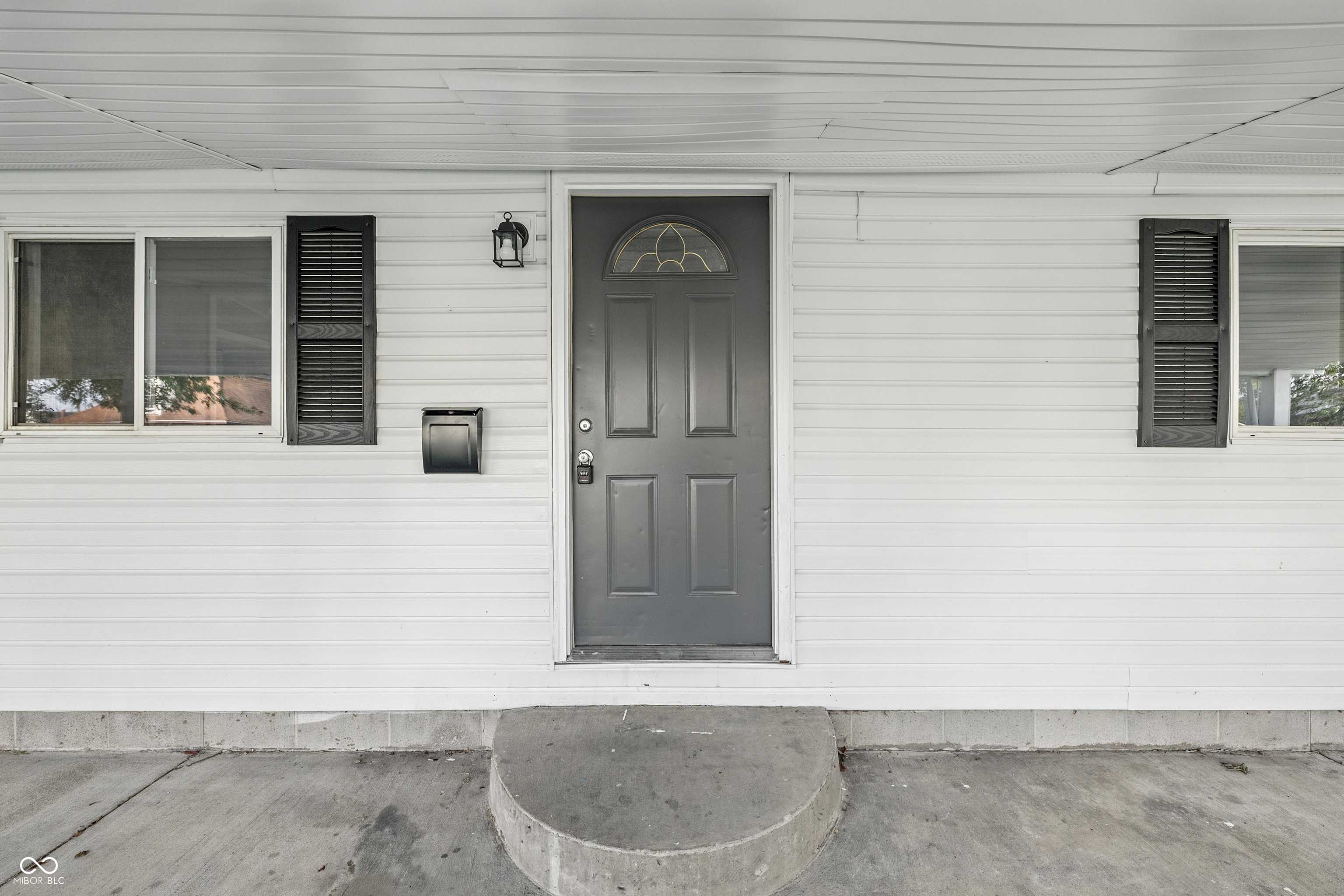 Elwood, IN 46036,212 N 13th ST