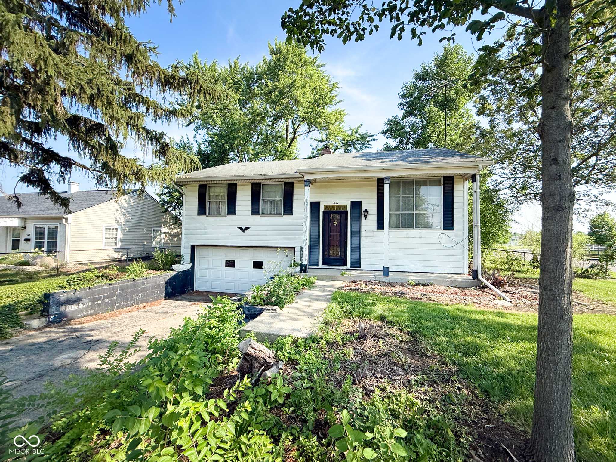 Shelbyville, IN 46176,906 Hemlock ST