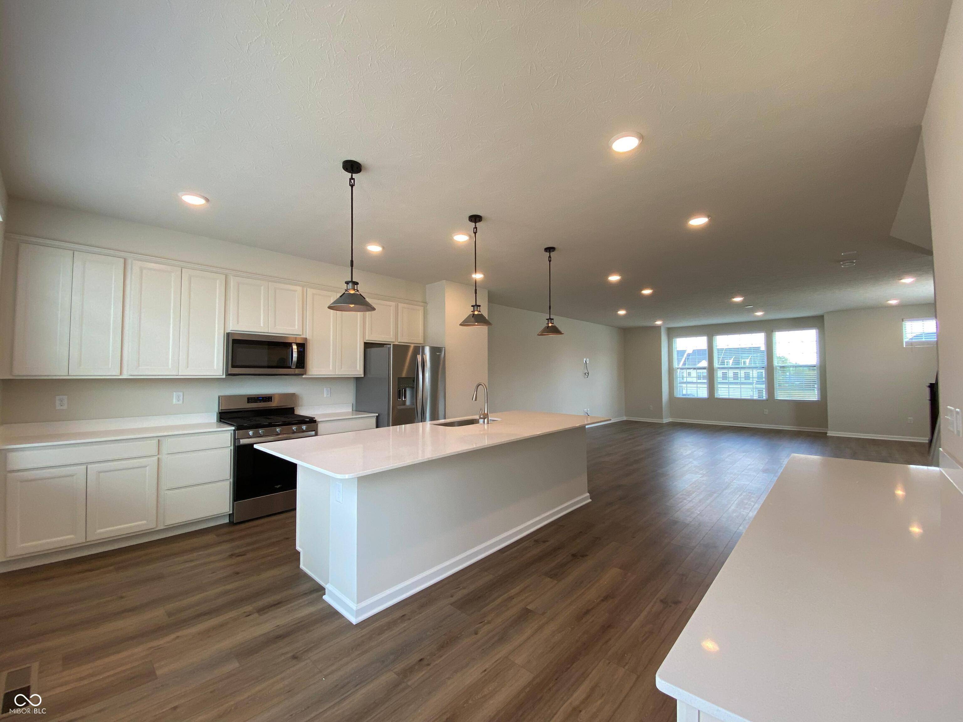 Zionsville, IN 46077,10947 Belgian LN