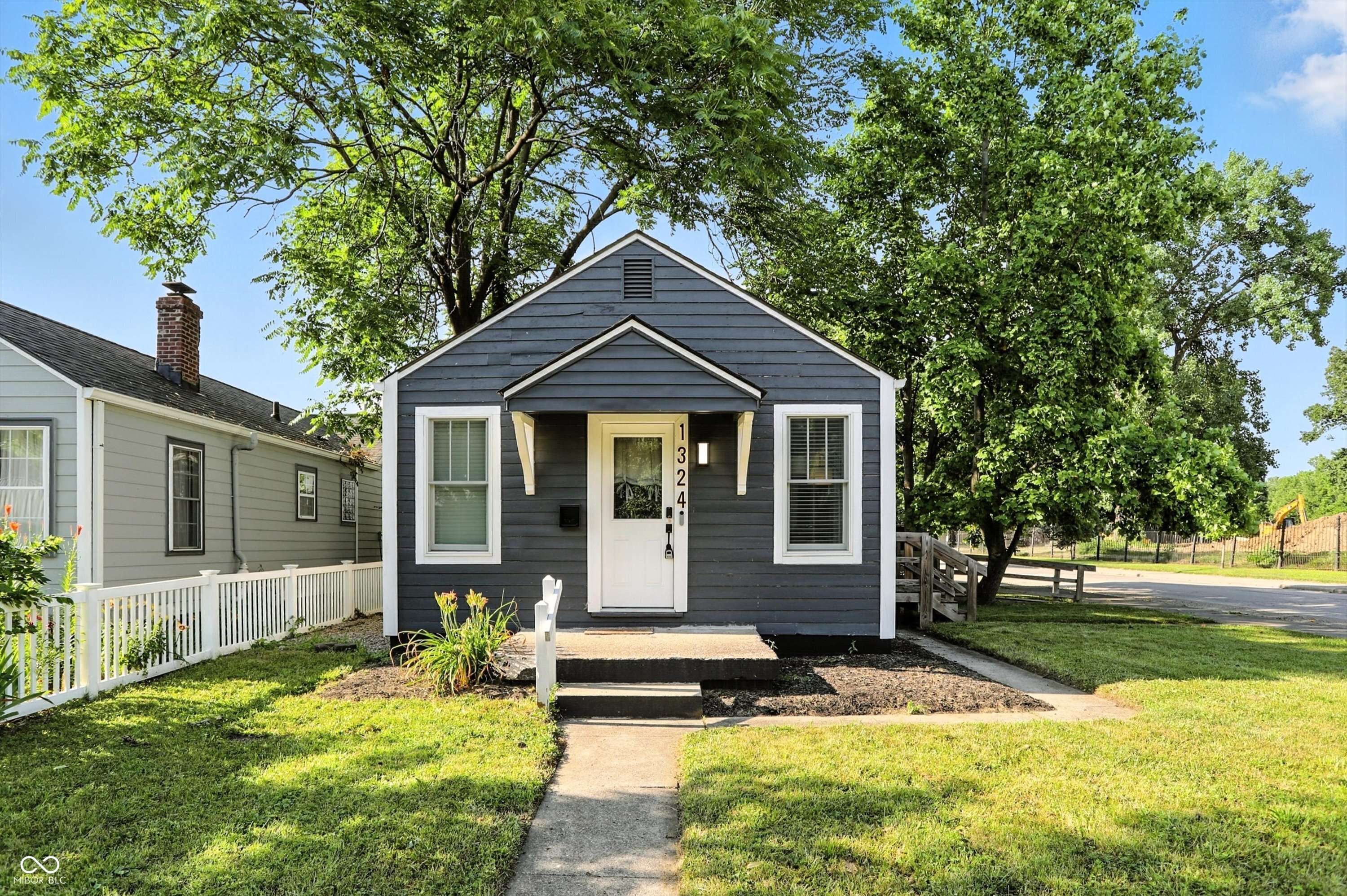 Indianapolis, IN 46202,1324 E 9th
