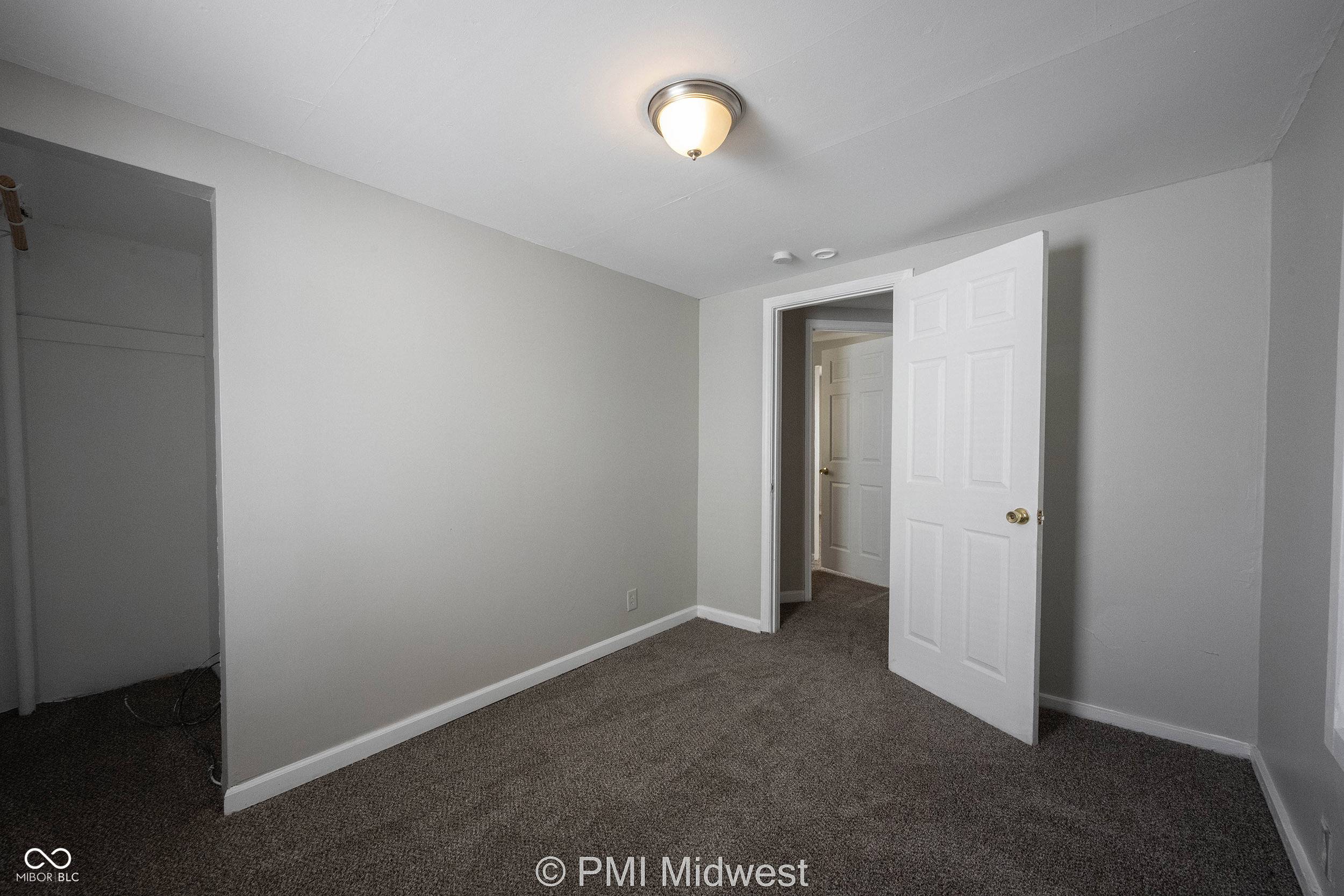 Indianapolis, IN 46203,2011 Applegate ST