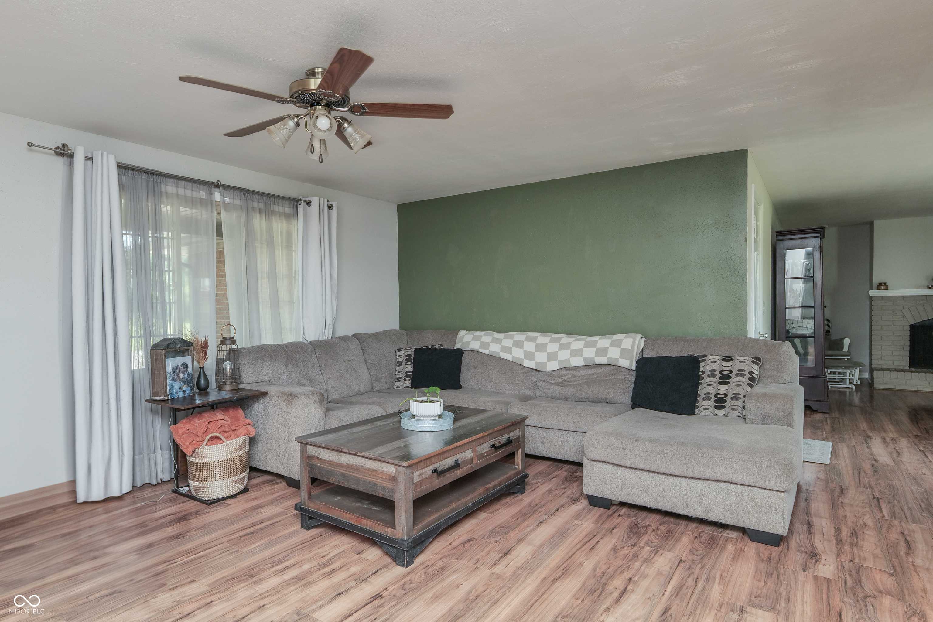 Anderson, IN 46012,1342 S Durbin DR