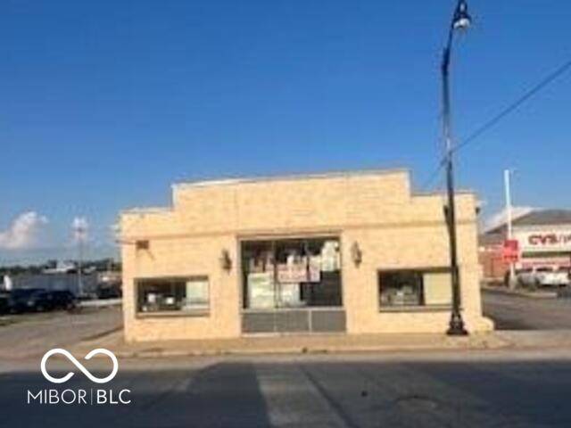 Crawfordsville, IN 47933,212 N Washington ST