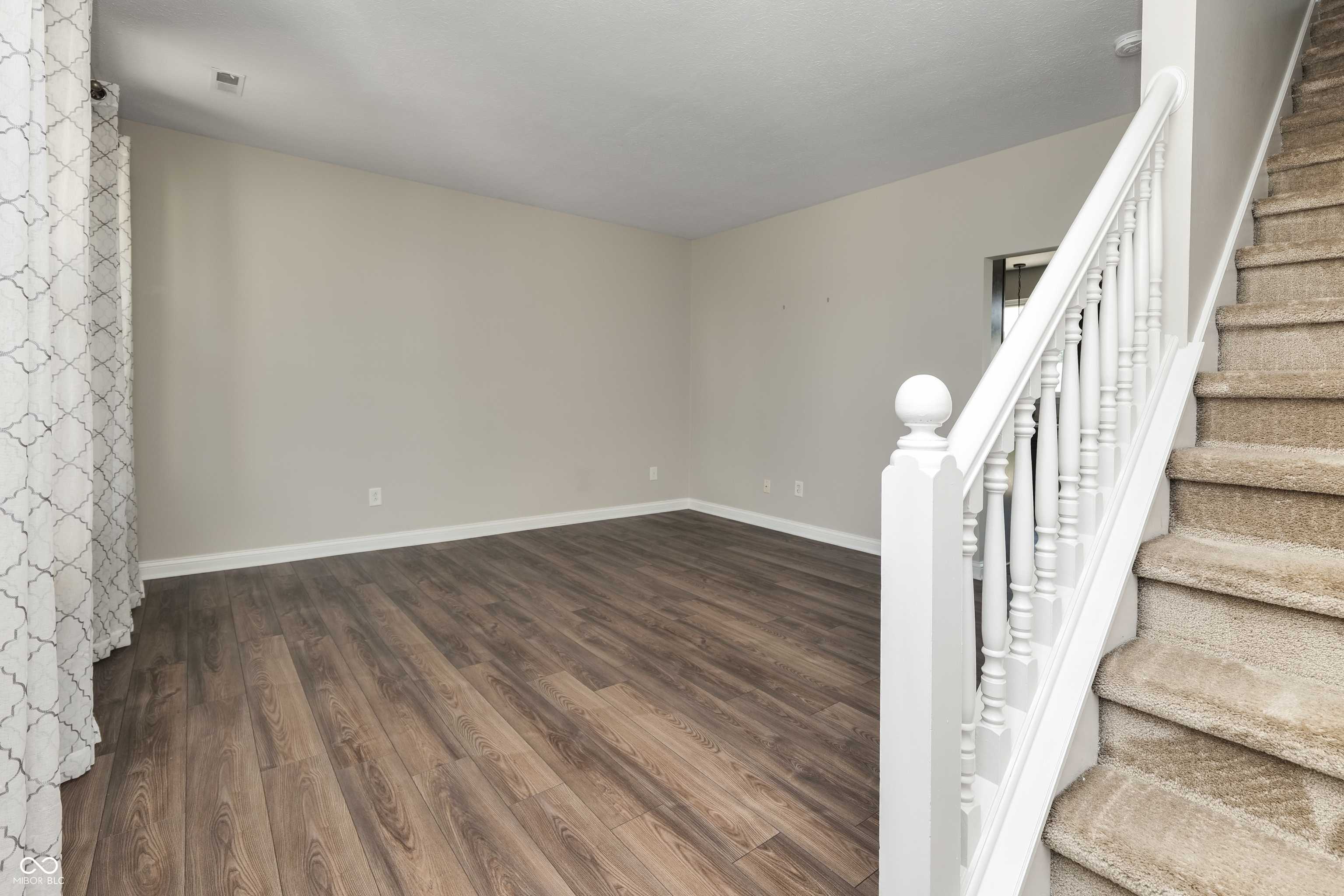 Indianapolis, IN 46203,6111 Platinum PL