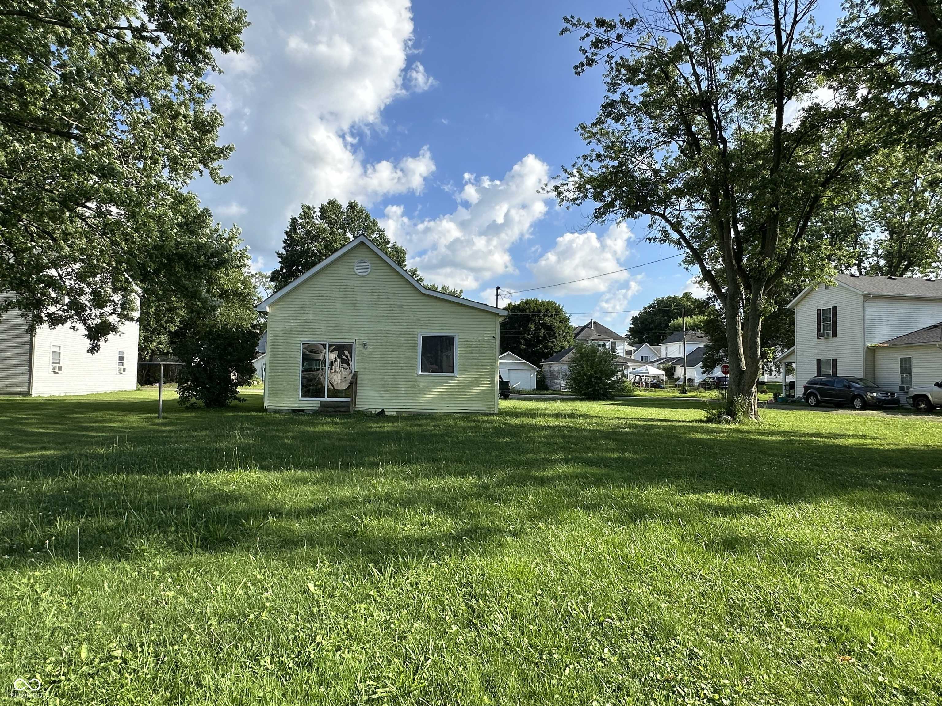 Alexandria, IN 46001,214 E Madison ST