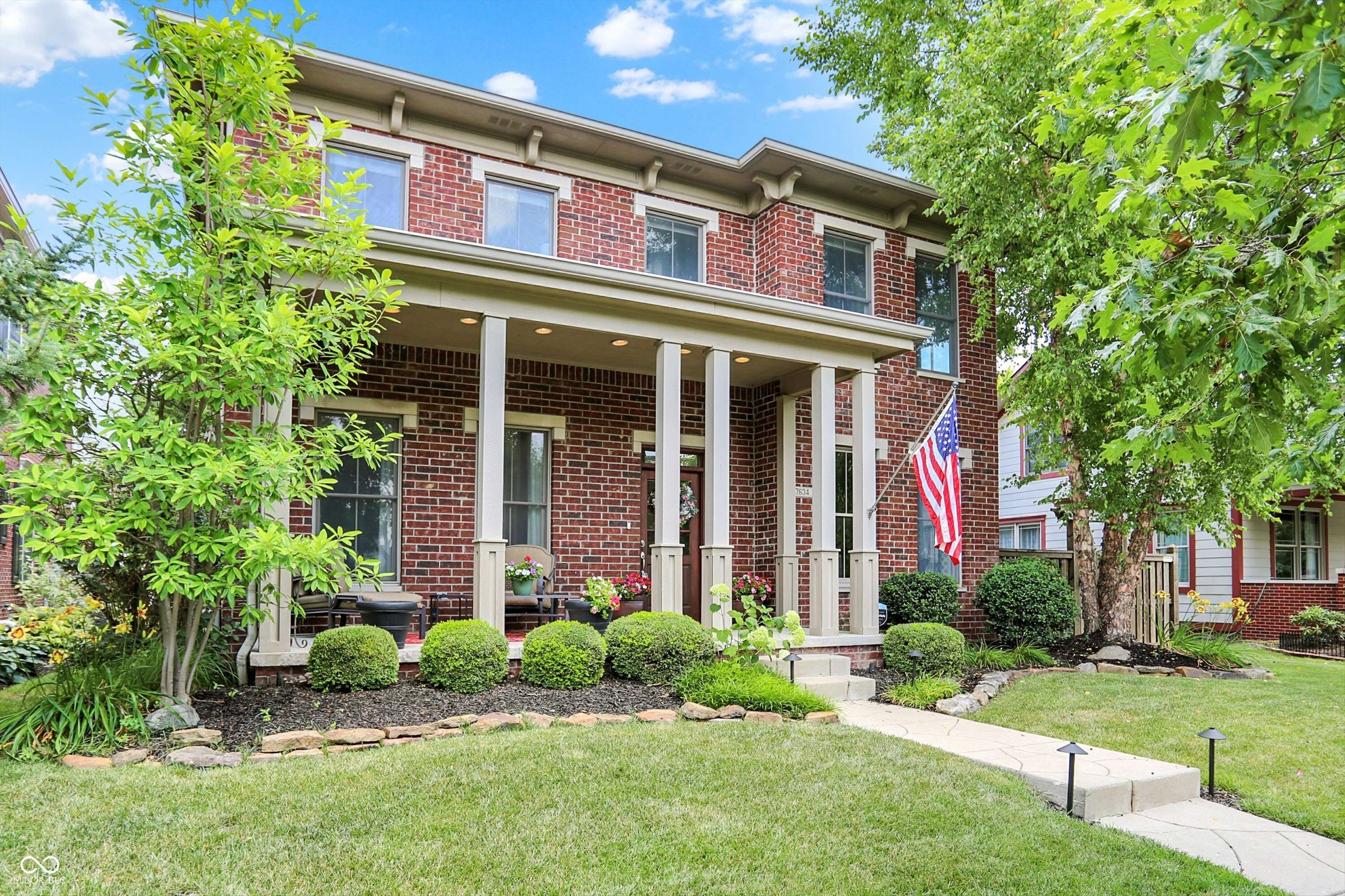 Zionsville, IN 46077,7634 The Commons