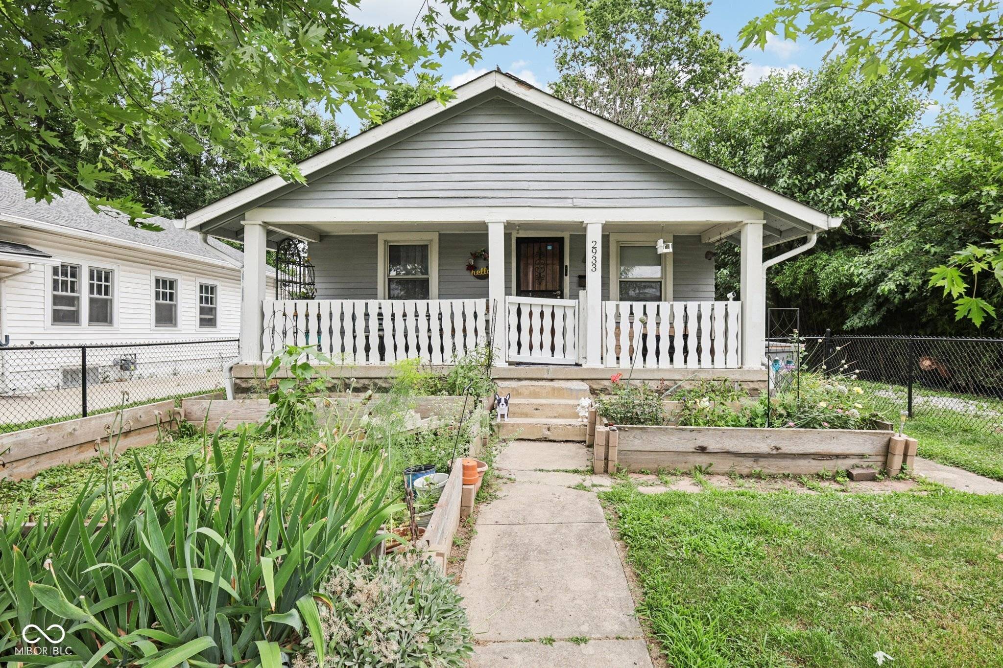Indianapolis, IN 46225,2933 S East ST