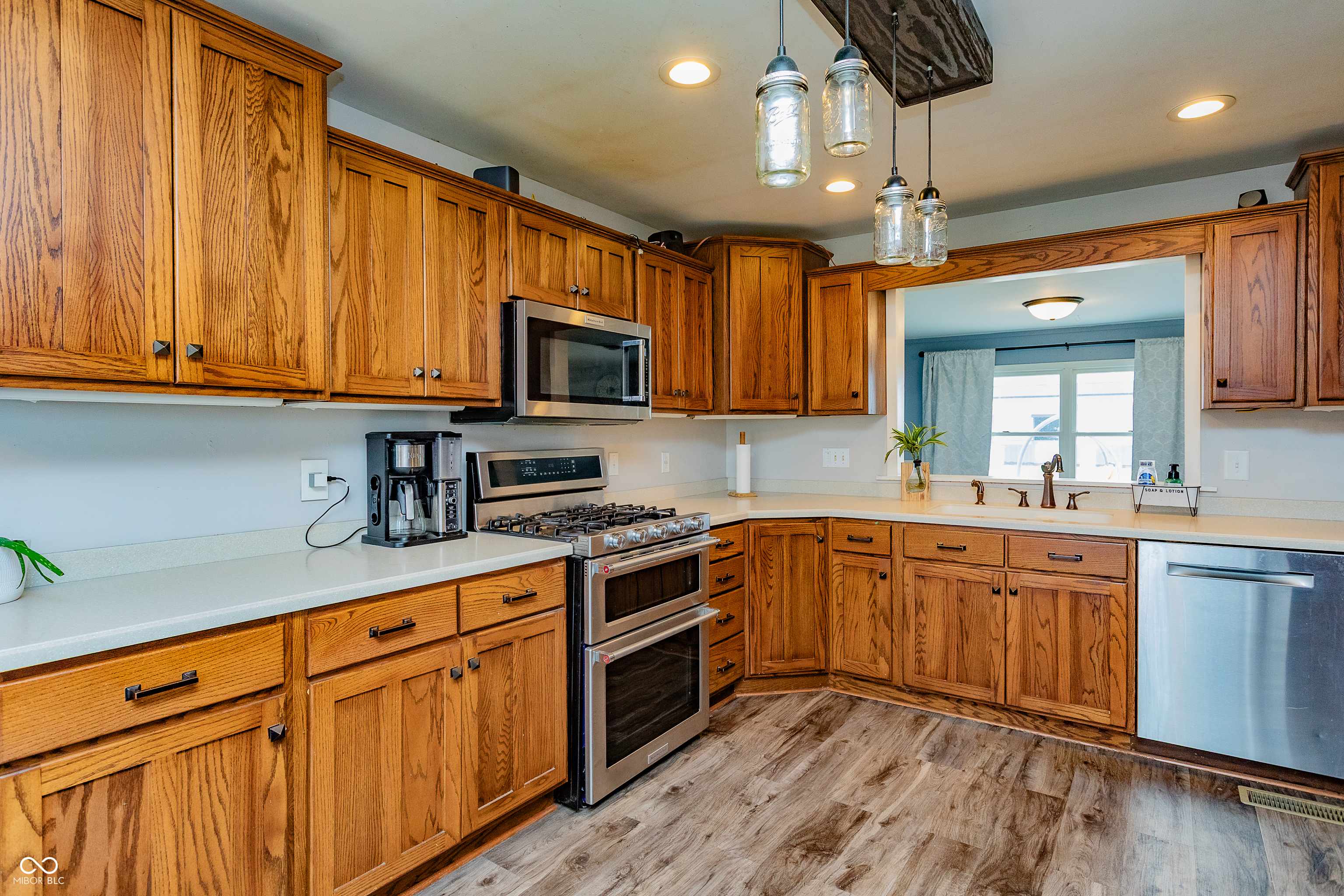 Wolcott, IN 47995,4729 W 100 N