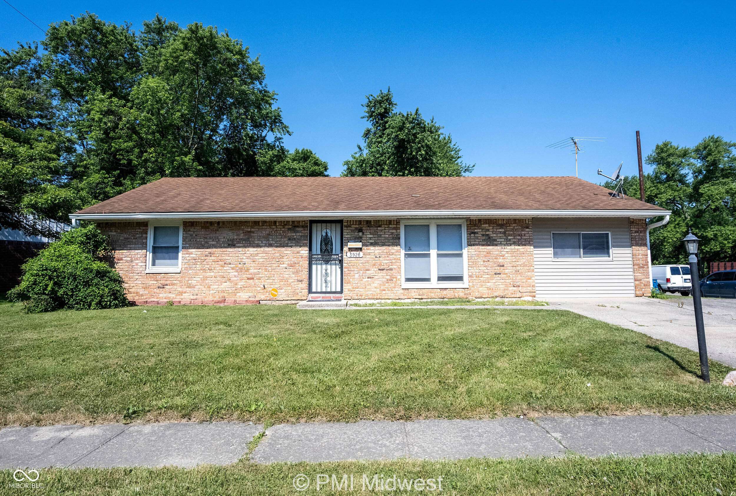 Indianapolis, IN 46226,3926 Malibu DR