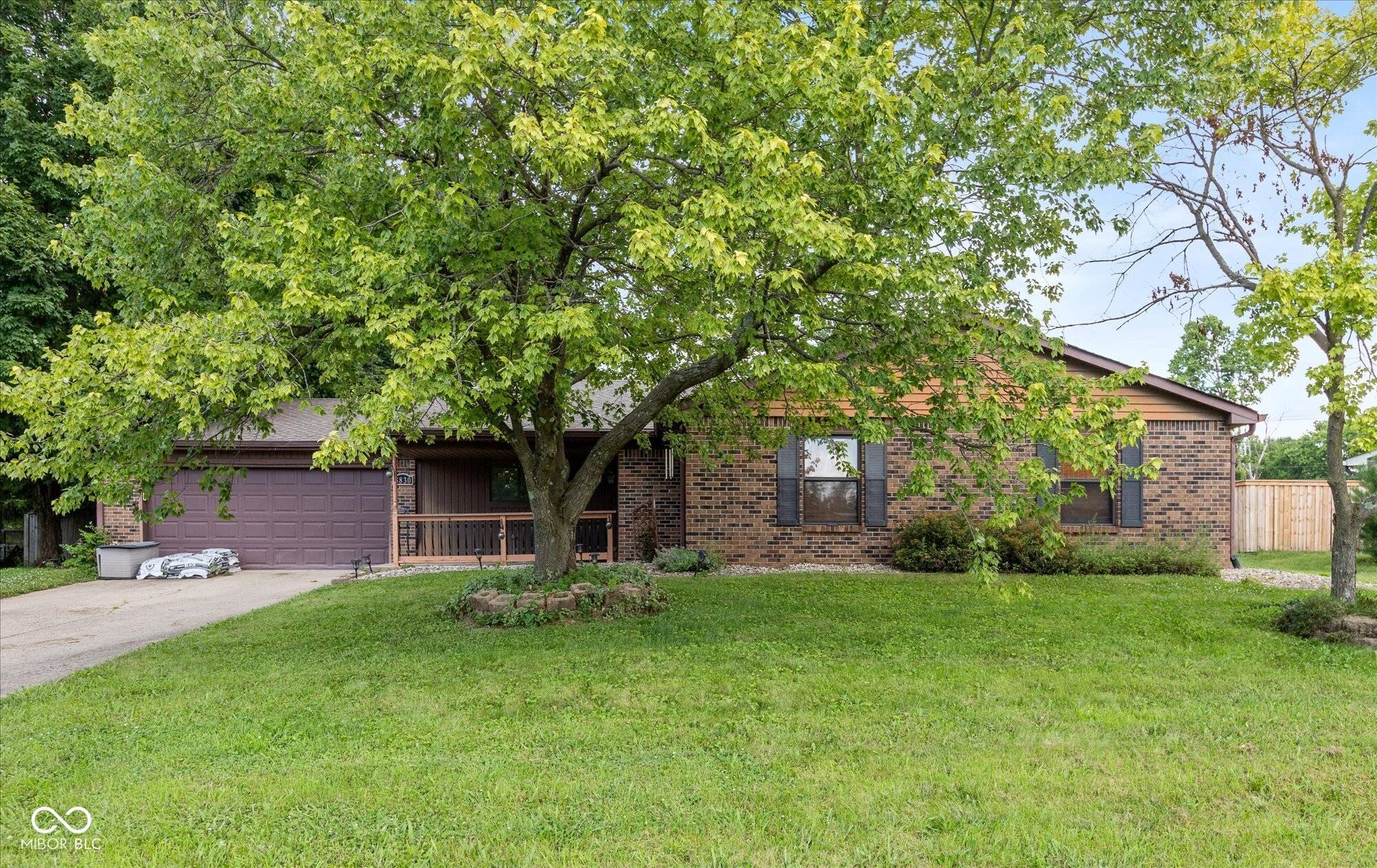 Greenwood, IN 46142,3830 Pineview LN