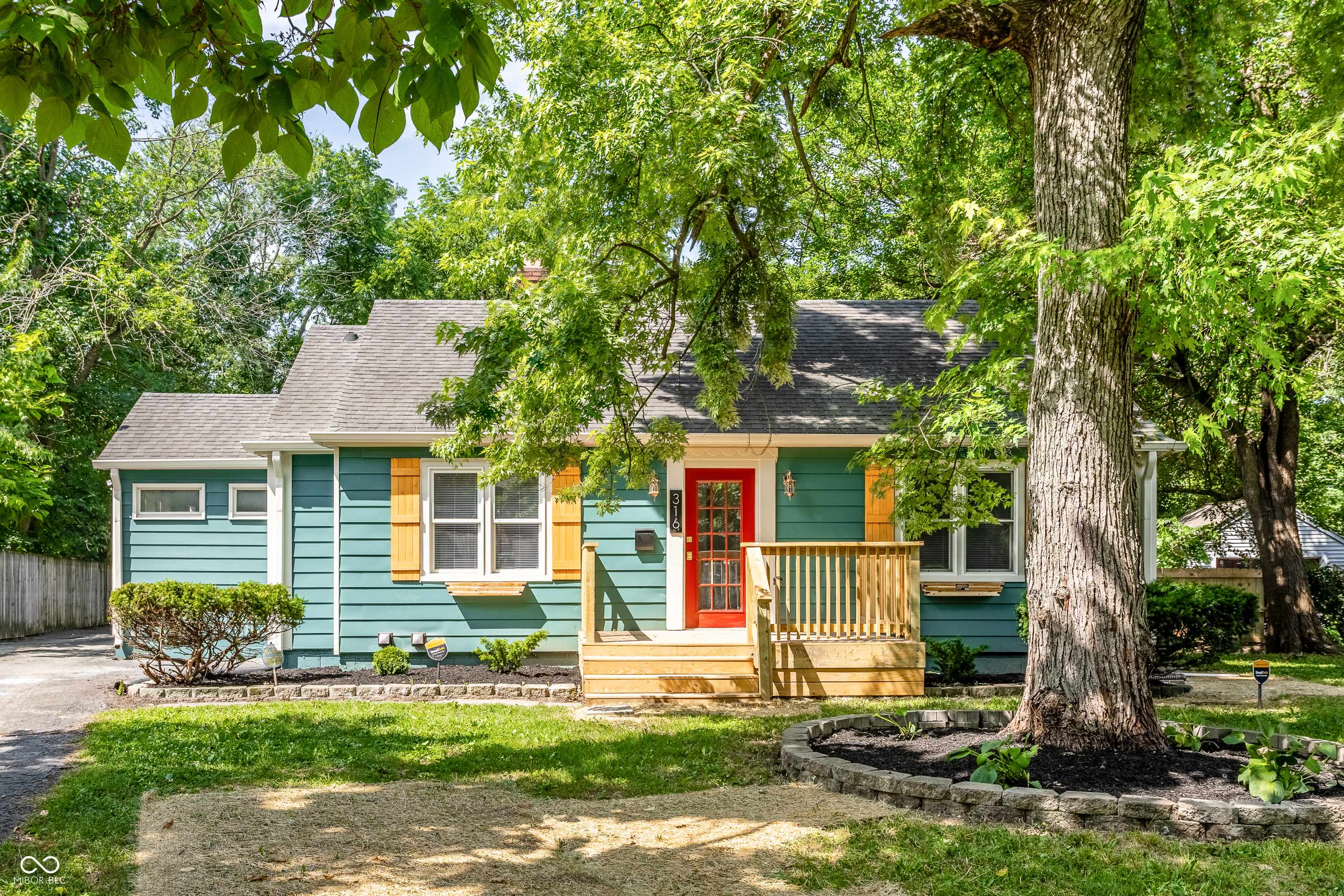 Indianapolis, IN 46219,316 Ohmer AVE
