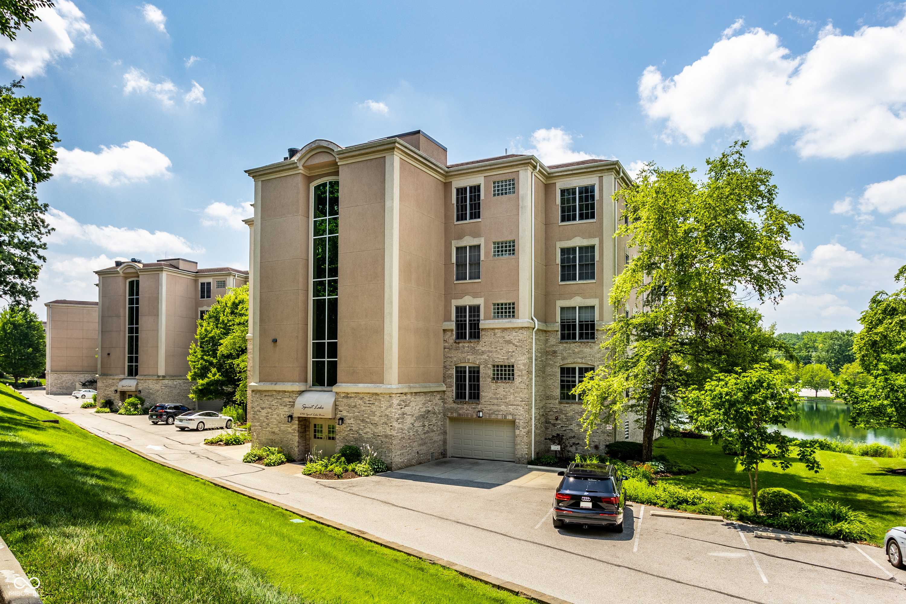 Indianapolis, IN 46220,6750 Spirit Lake DR #402