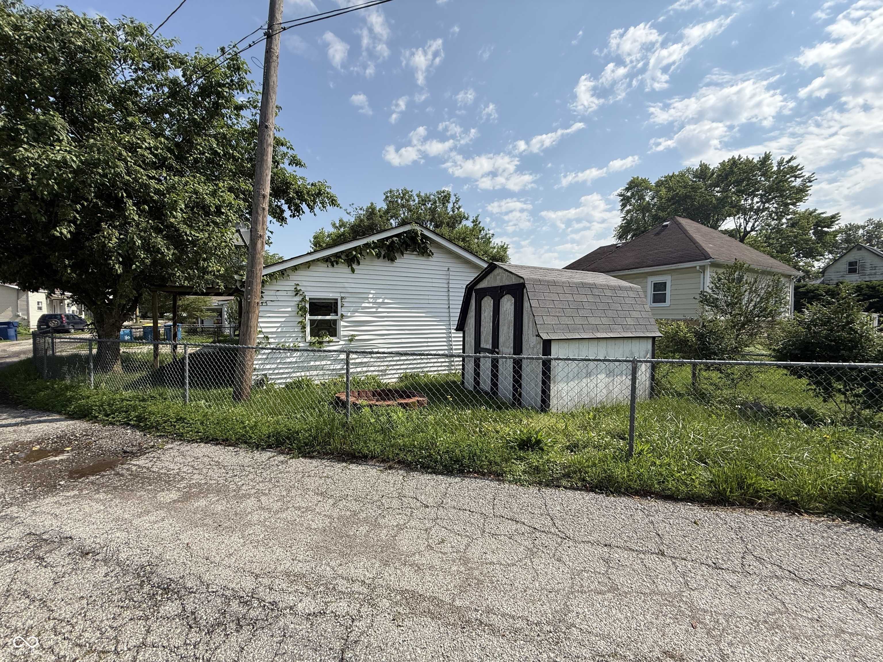 Sheridan, IN 46069,405 W 3rd ST