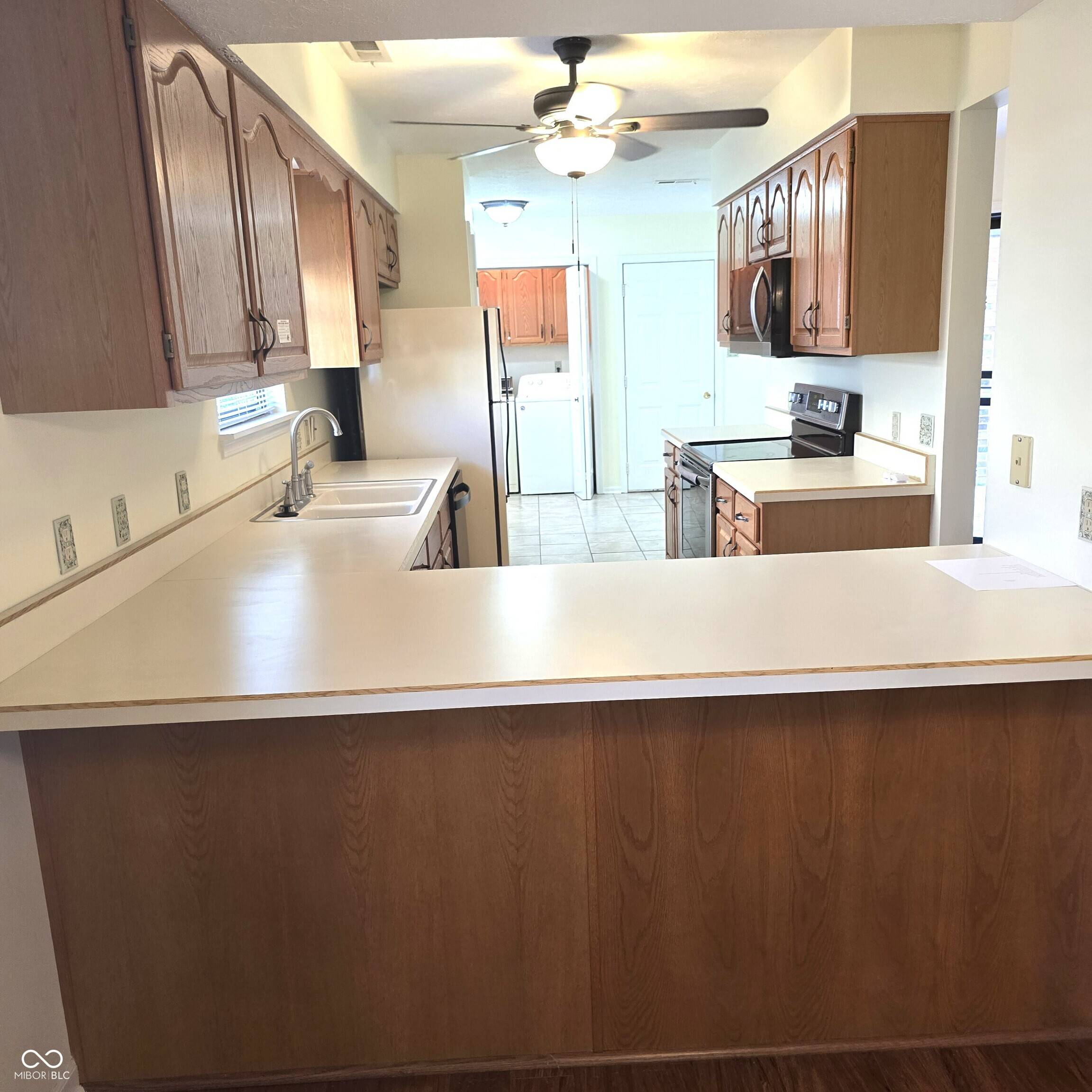 Indianapolis, IN 46219,7642 Derrek PL