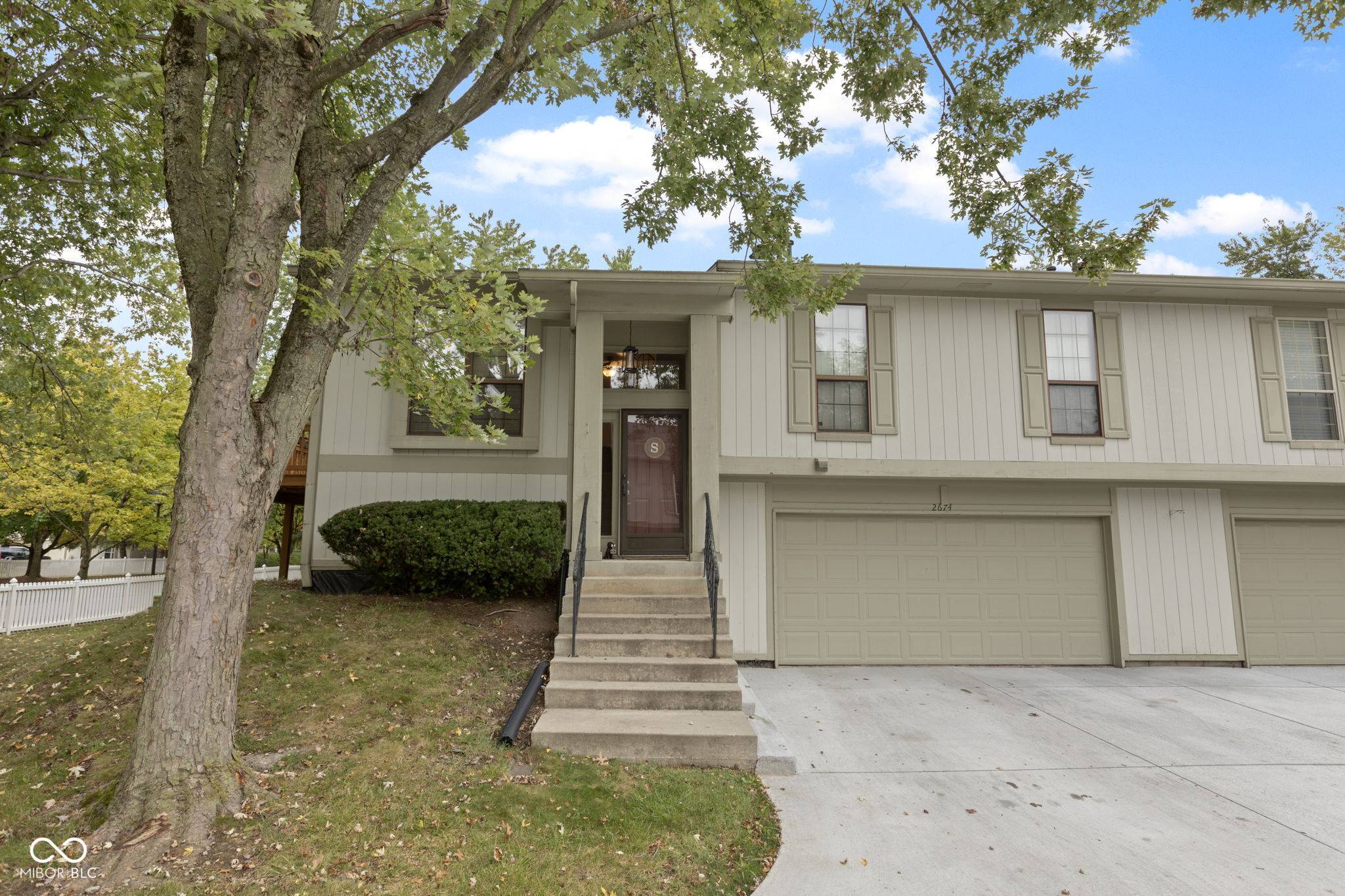 Indianapolis, IN 46268,2674 Lakeshire LN