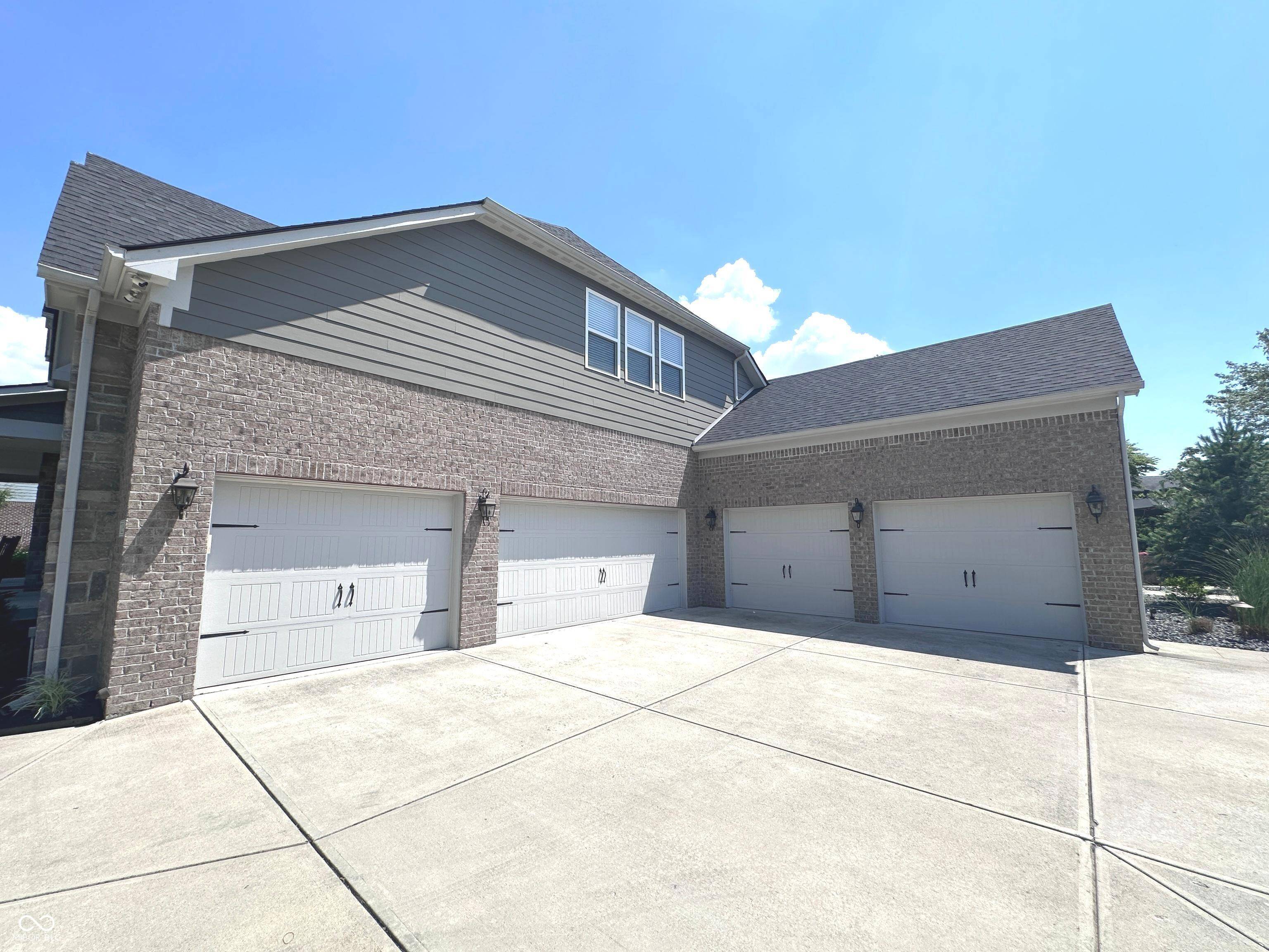 Indianapolis, IN 46259,7029 Mogul WAY