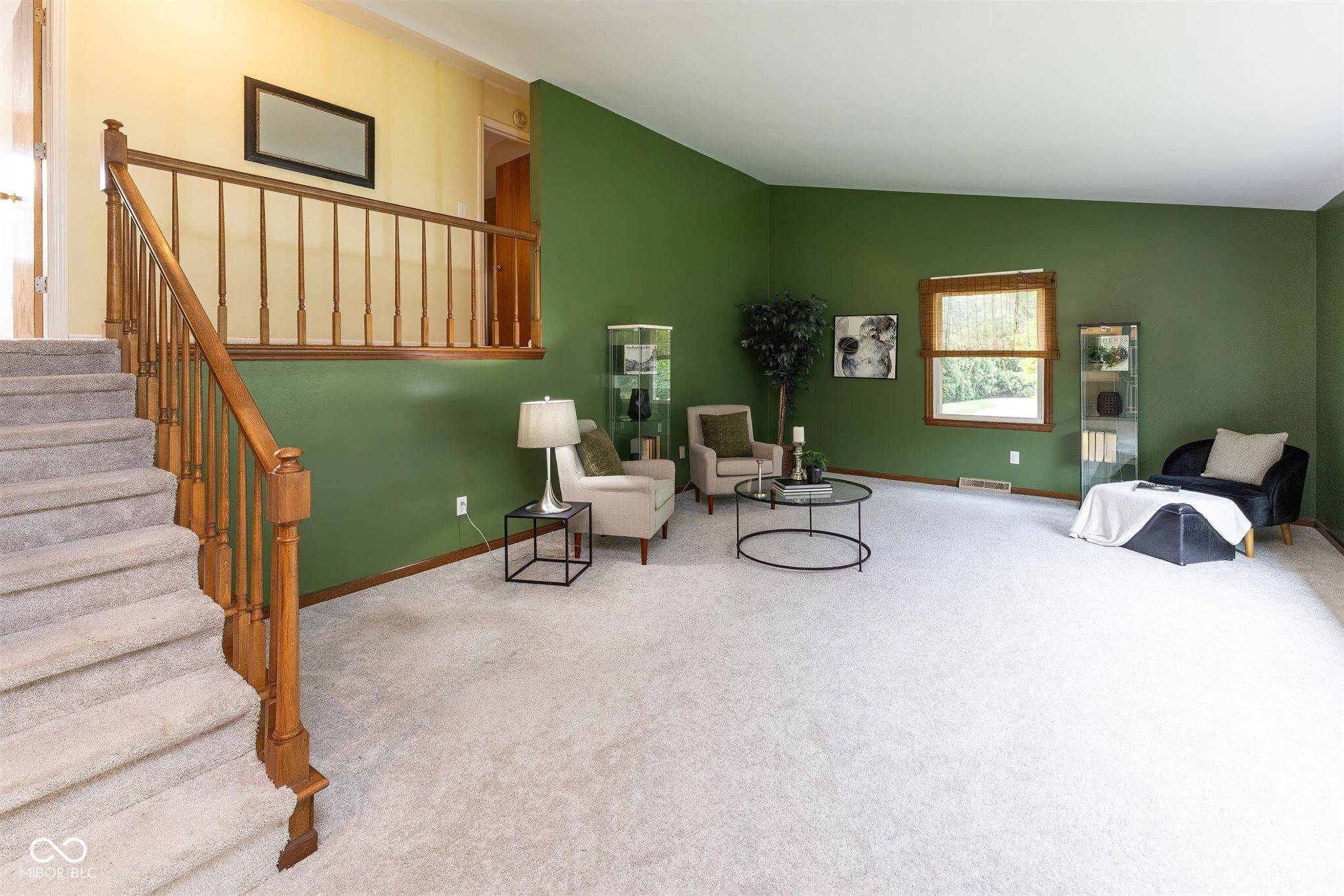 Indianapolis, IN 46260,6725 Woodmere CT