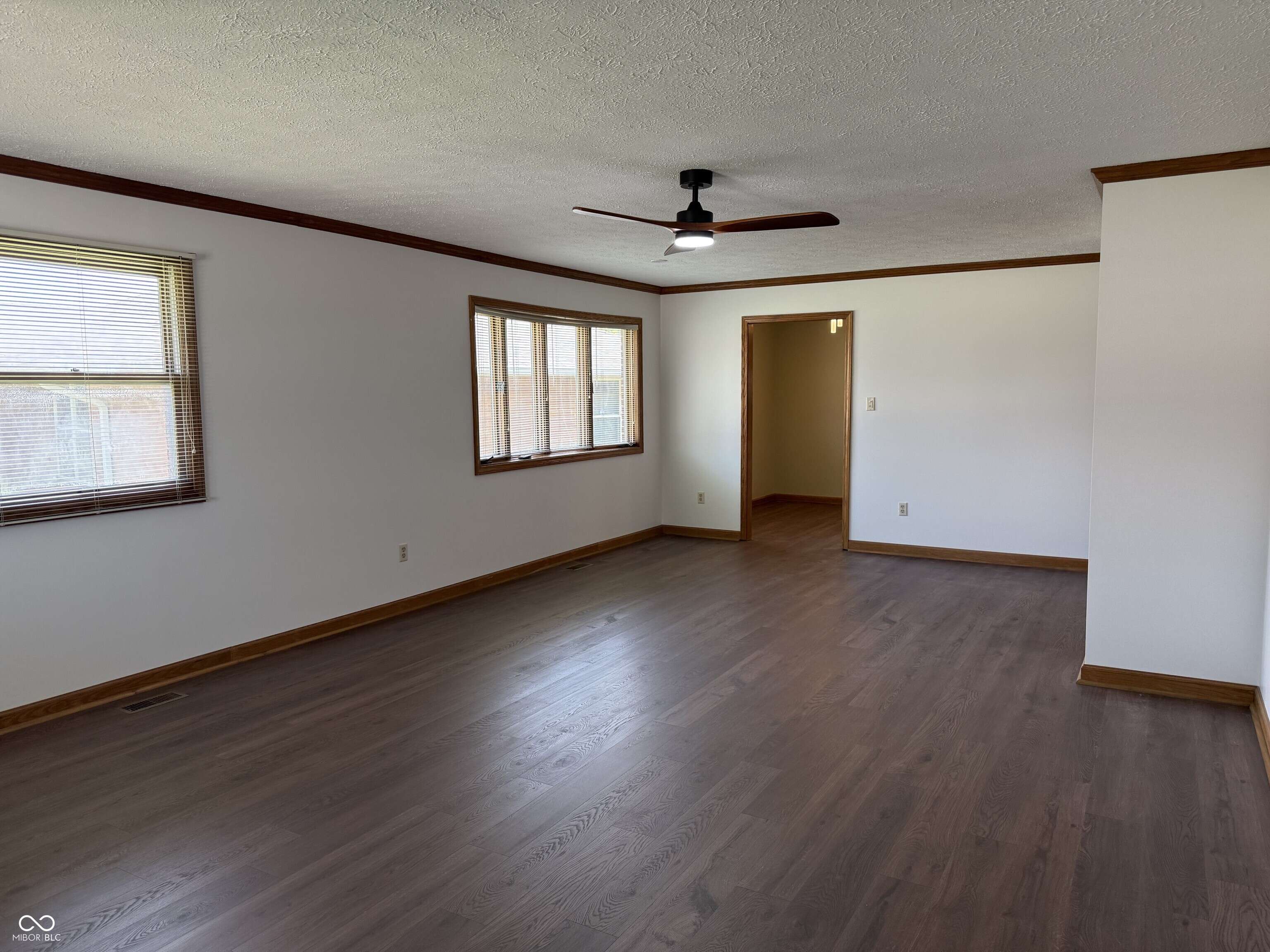 Brownsburg, IN 46112,509 E Main ST