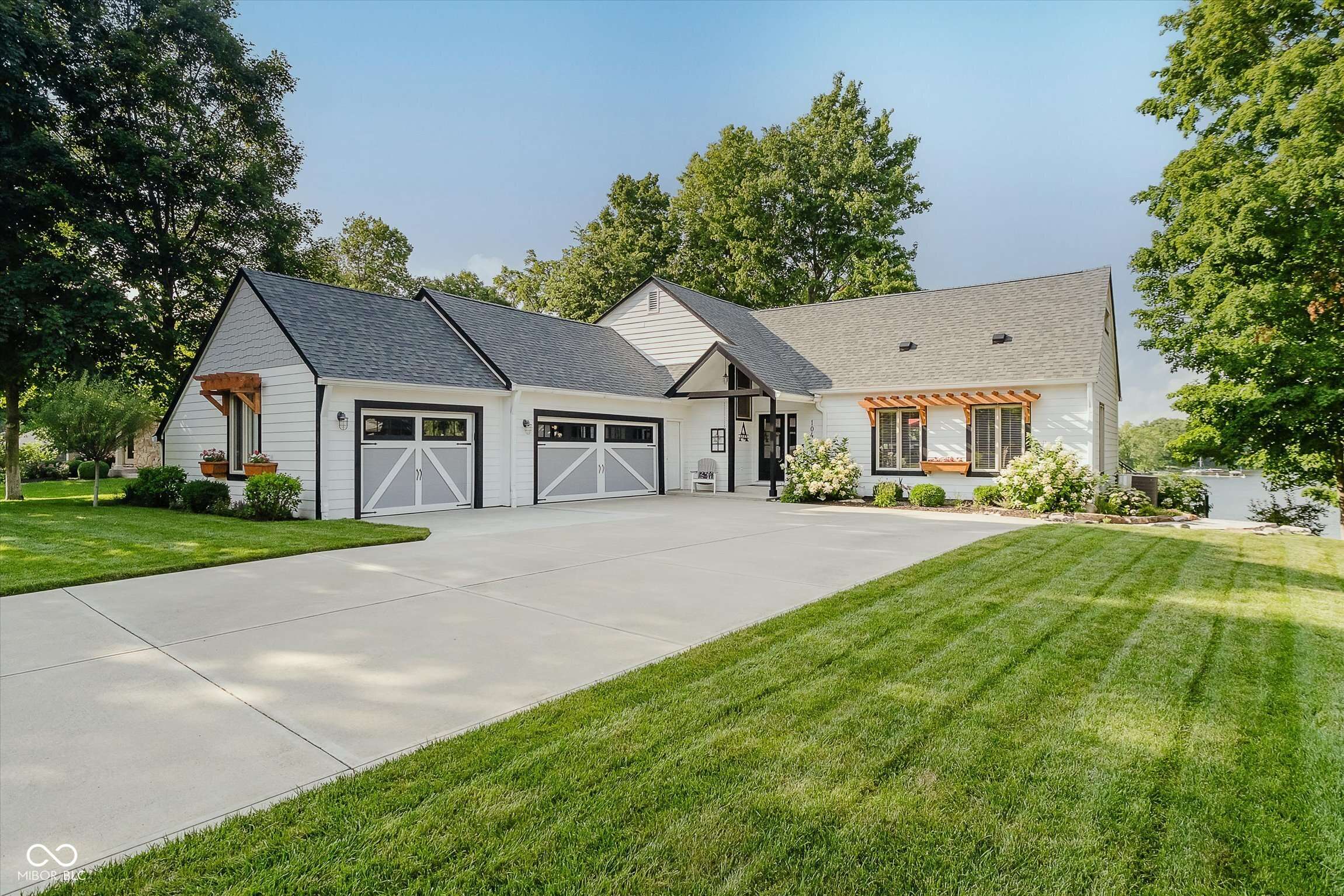 Noblesville, IN 46062,104 Lilac CT