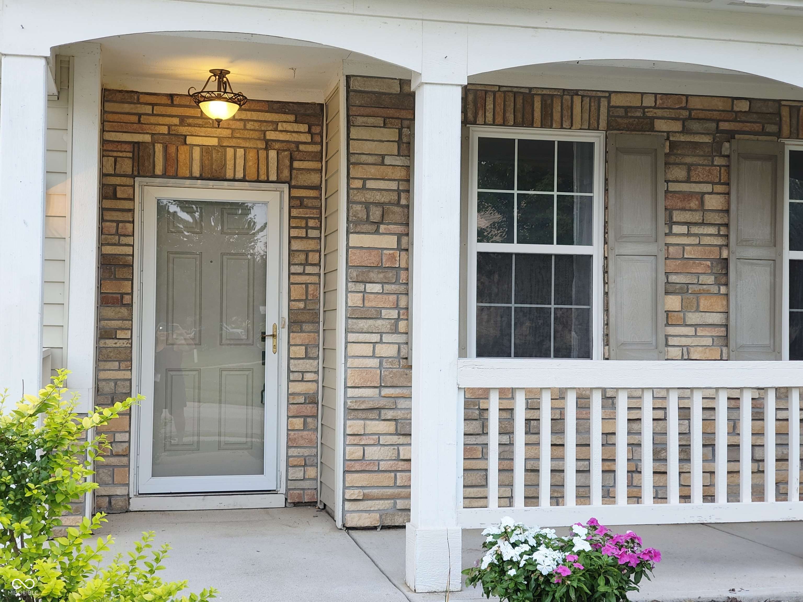 Indianapolis, IN 46234,5683 James Blair DR
