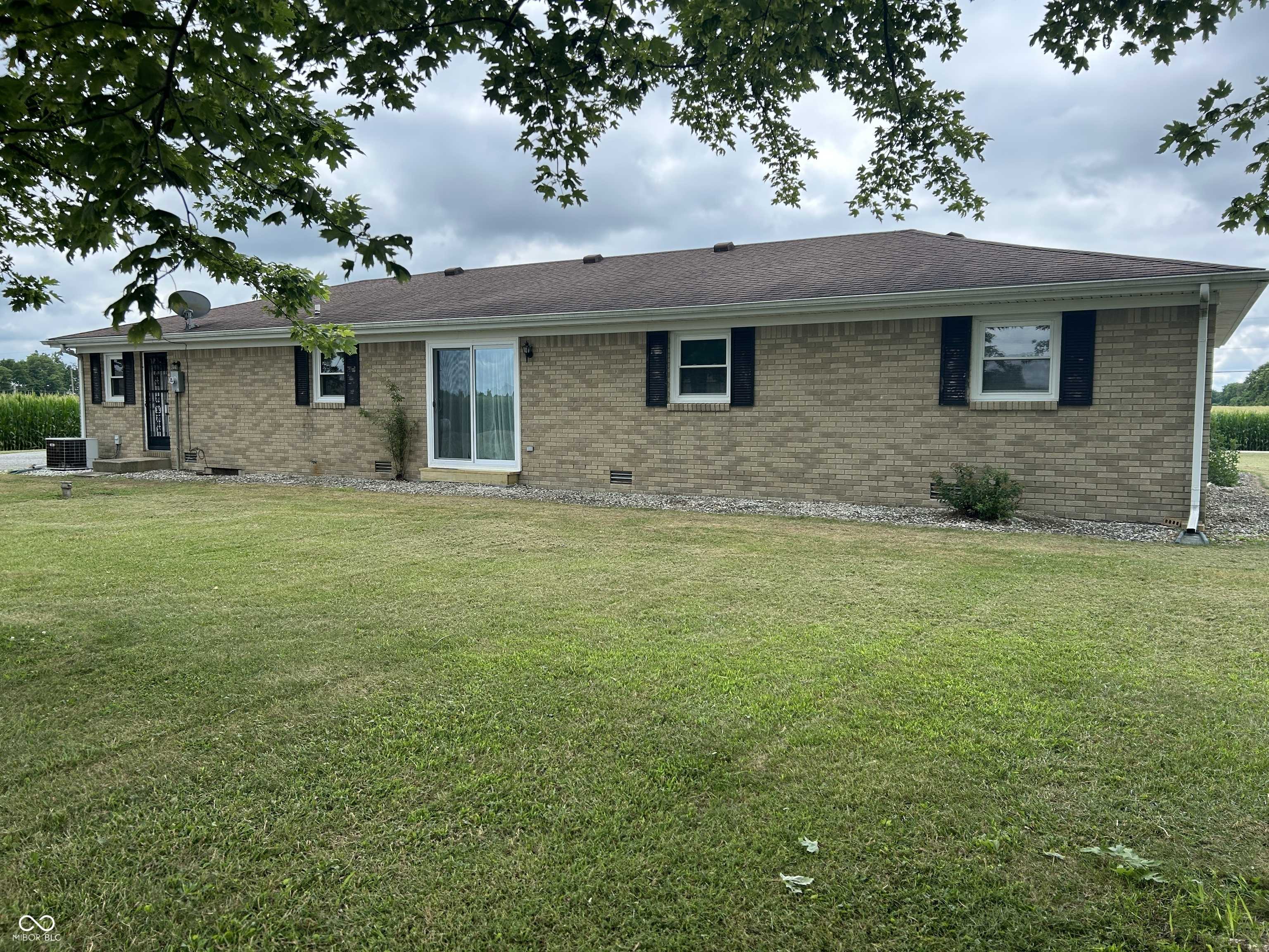 Muncie, IN 47302,10100 S County Road 300 W