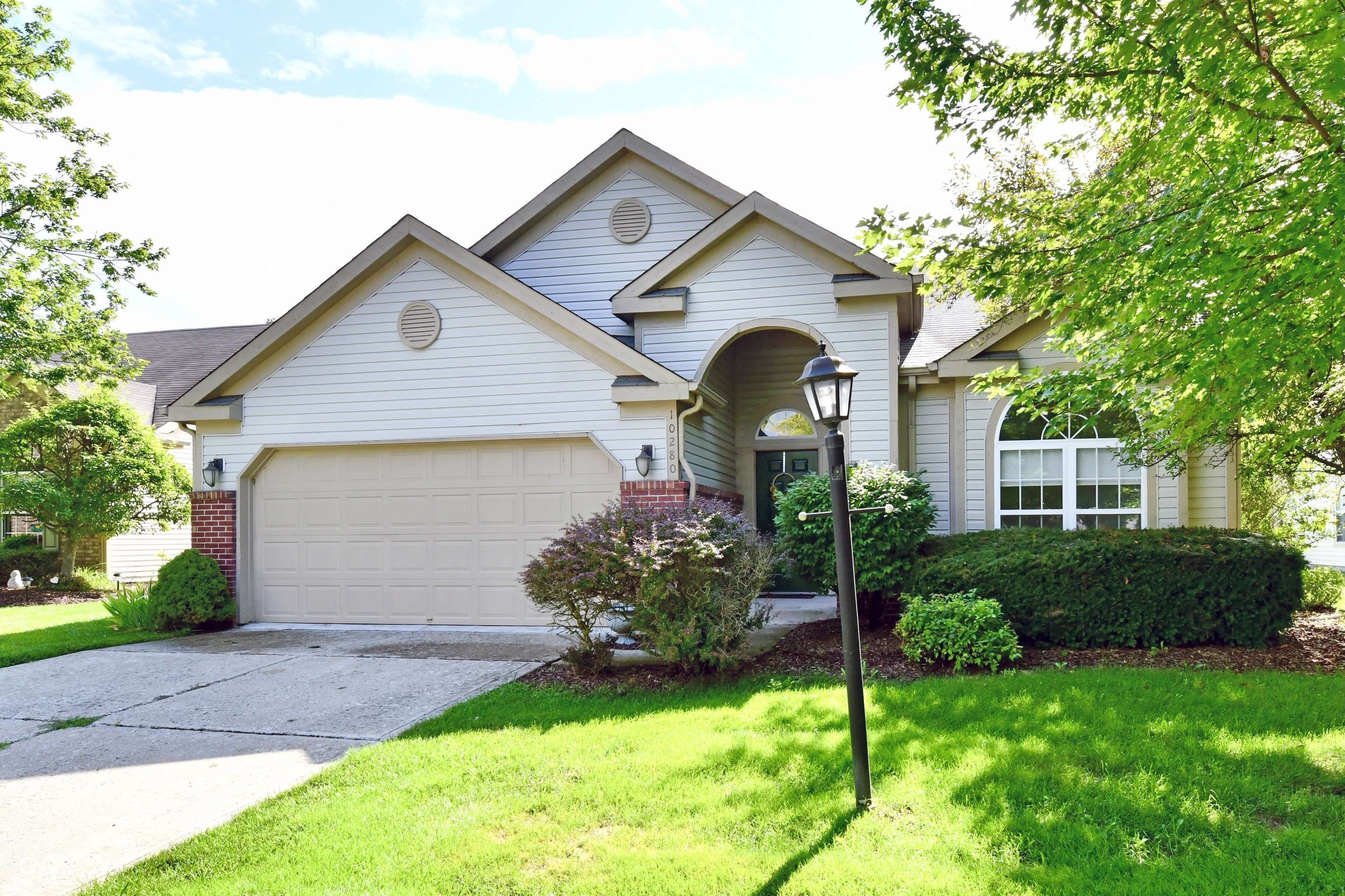 Fishers, IN 46037,10280 Lakeland DR