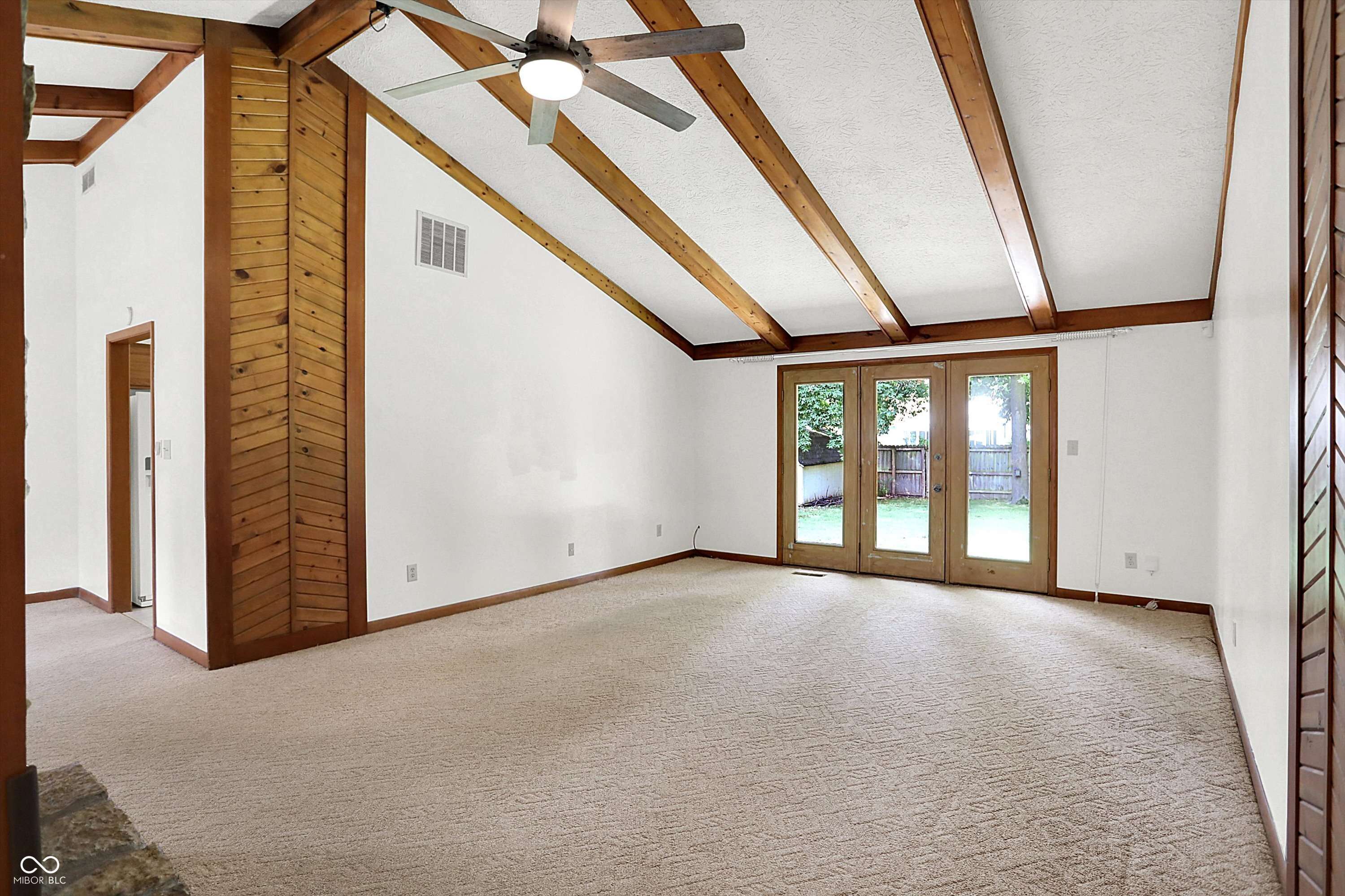 Indianapolis, IN 46241,822 Vanceburg DR