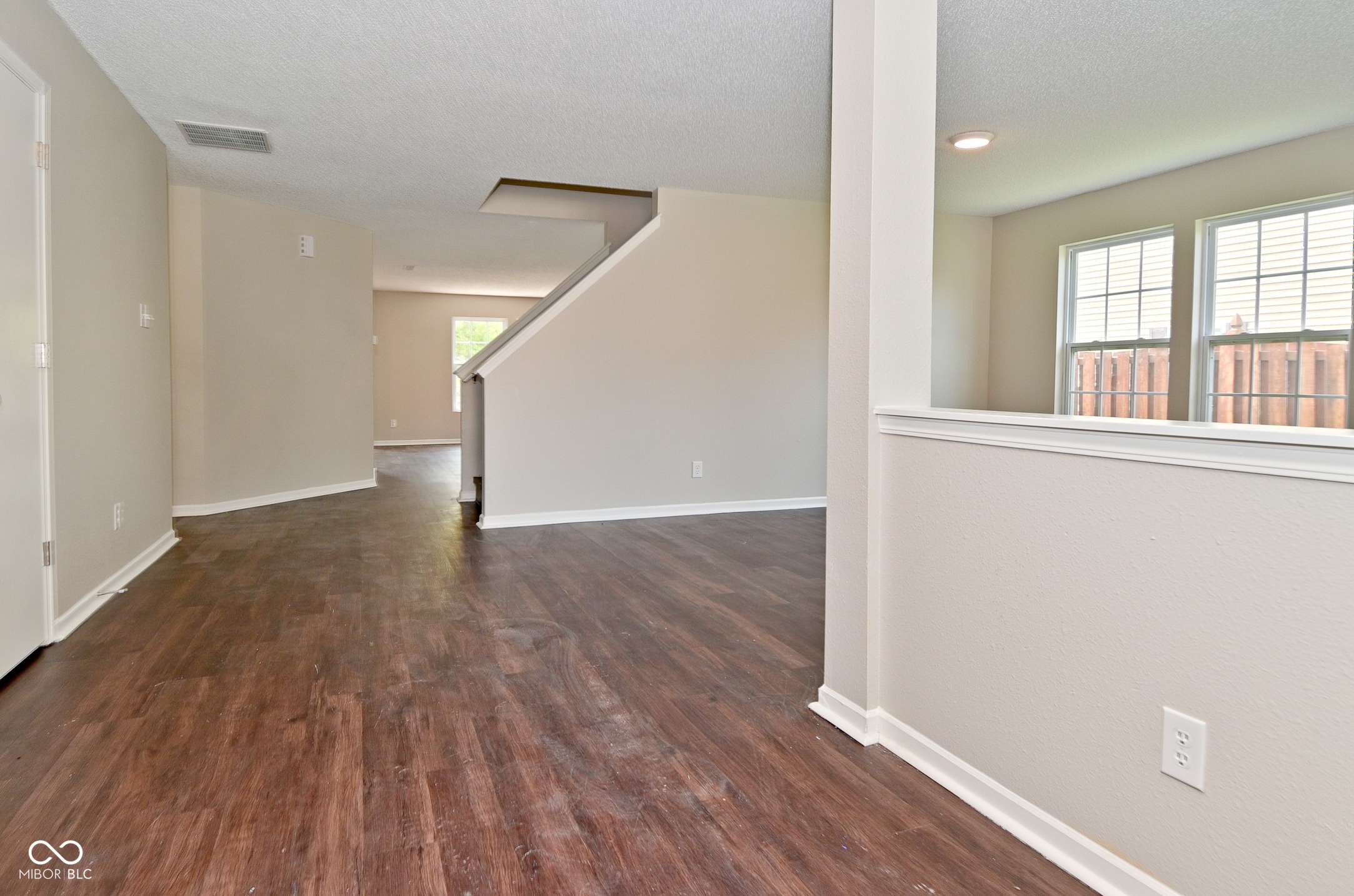 Indianapolis, IN 46231,10761 Parker DR