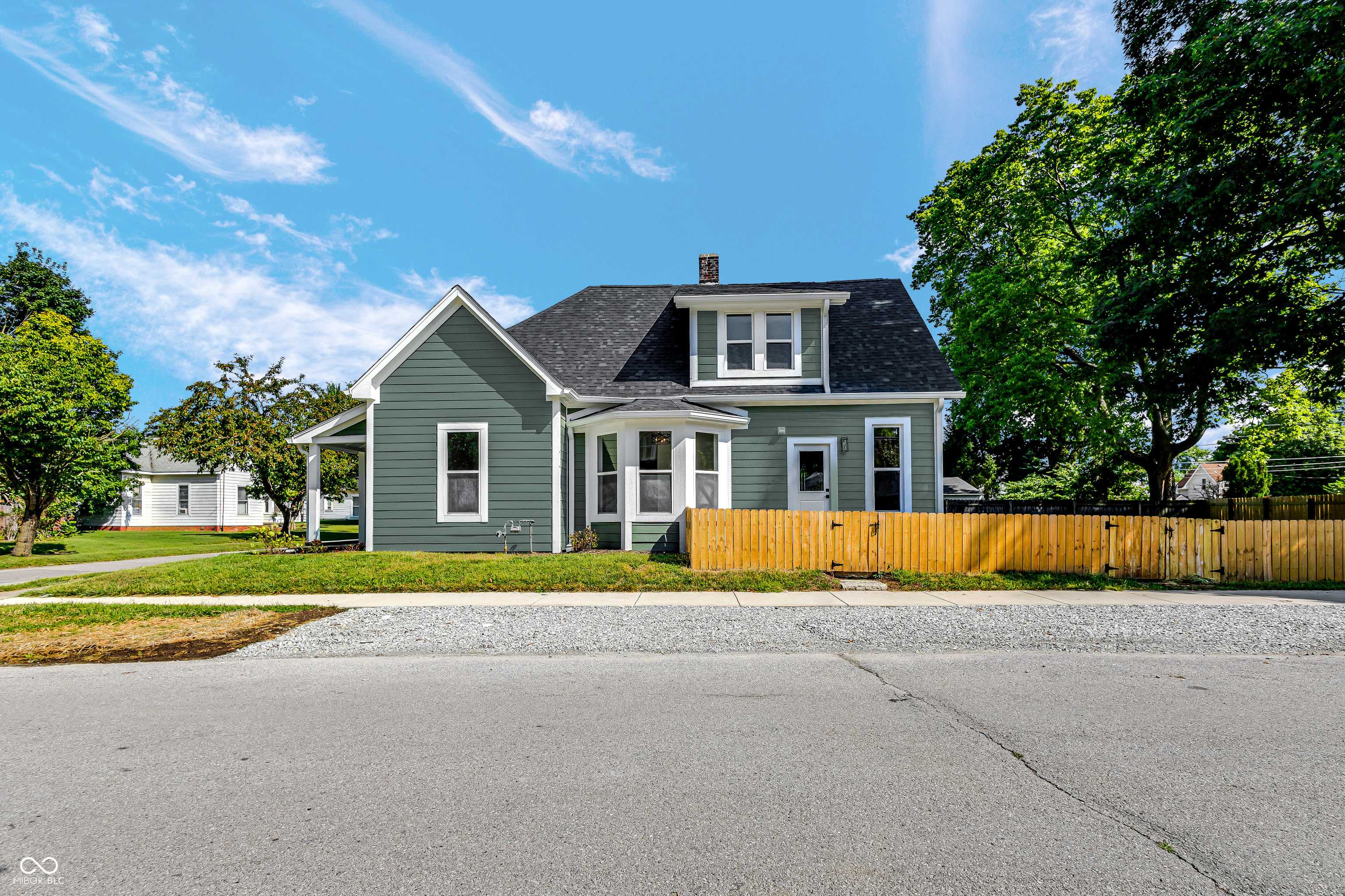 Noblesville, IN 46060,1098 S 11th ST