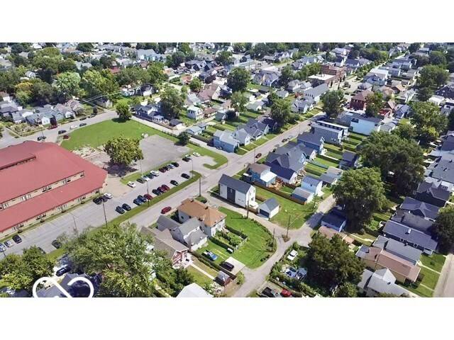 Indianapolis, IN 46225,233 Iowa ST