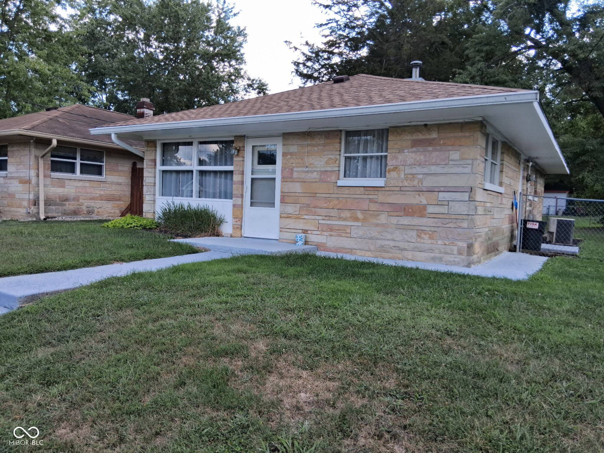 Greenfield, IN 46140,514 Riley AVE