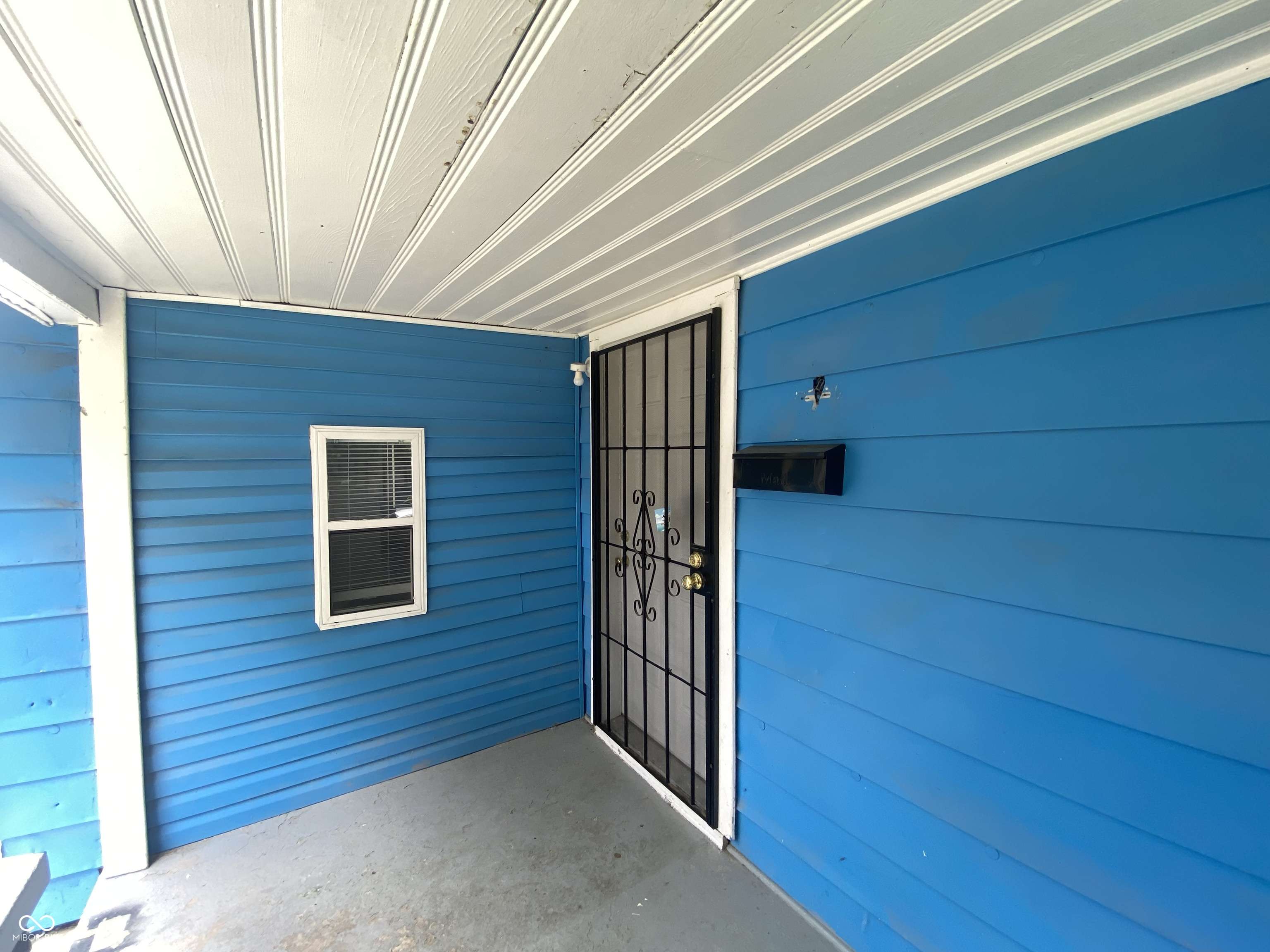 Indianapolis, IN 46201,402 N Bradley AVE