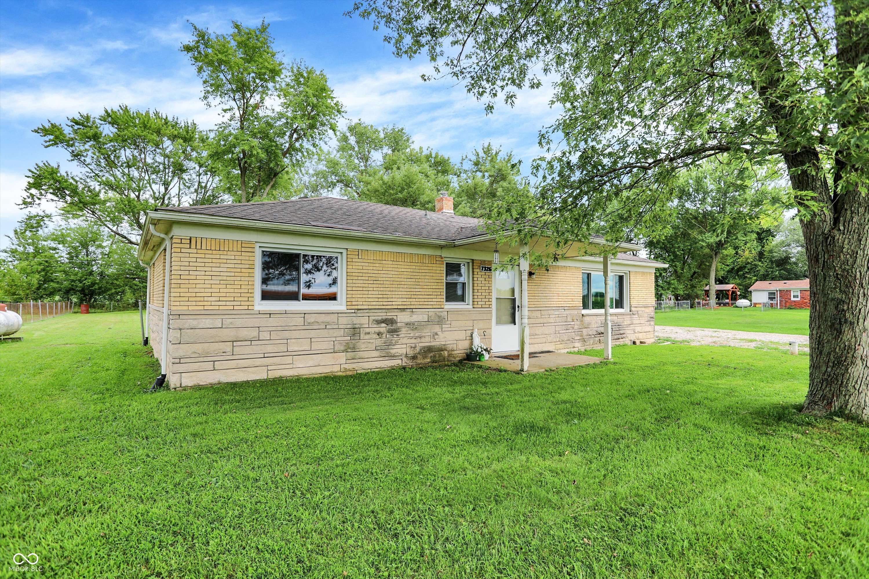 Fairland, IN 46126,7326 N 500 W