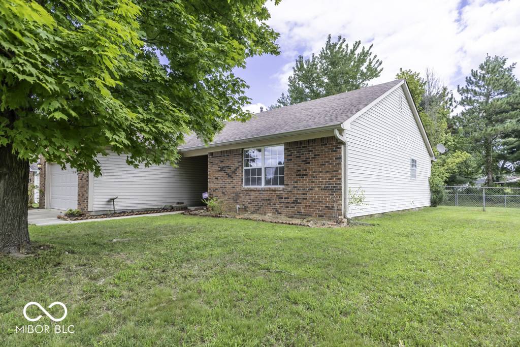 Bargersville, IN 46106,320 Southway CT