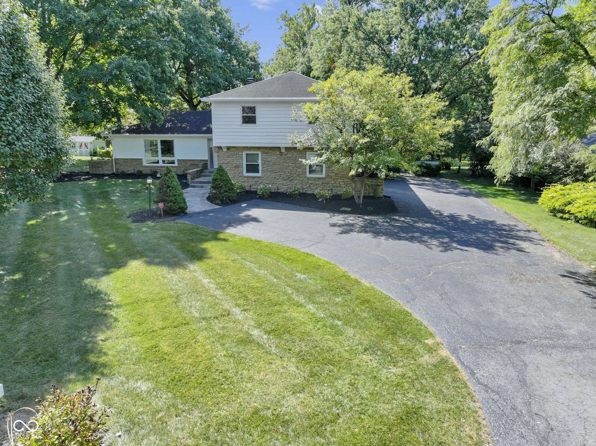 Indianapolis, IN 46256,7039 E 65th ST