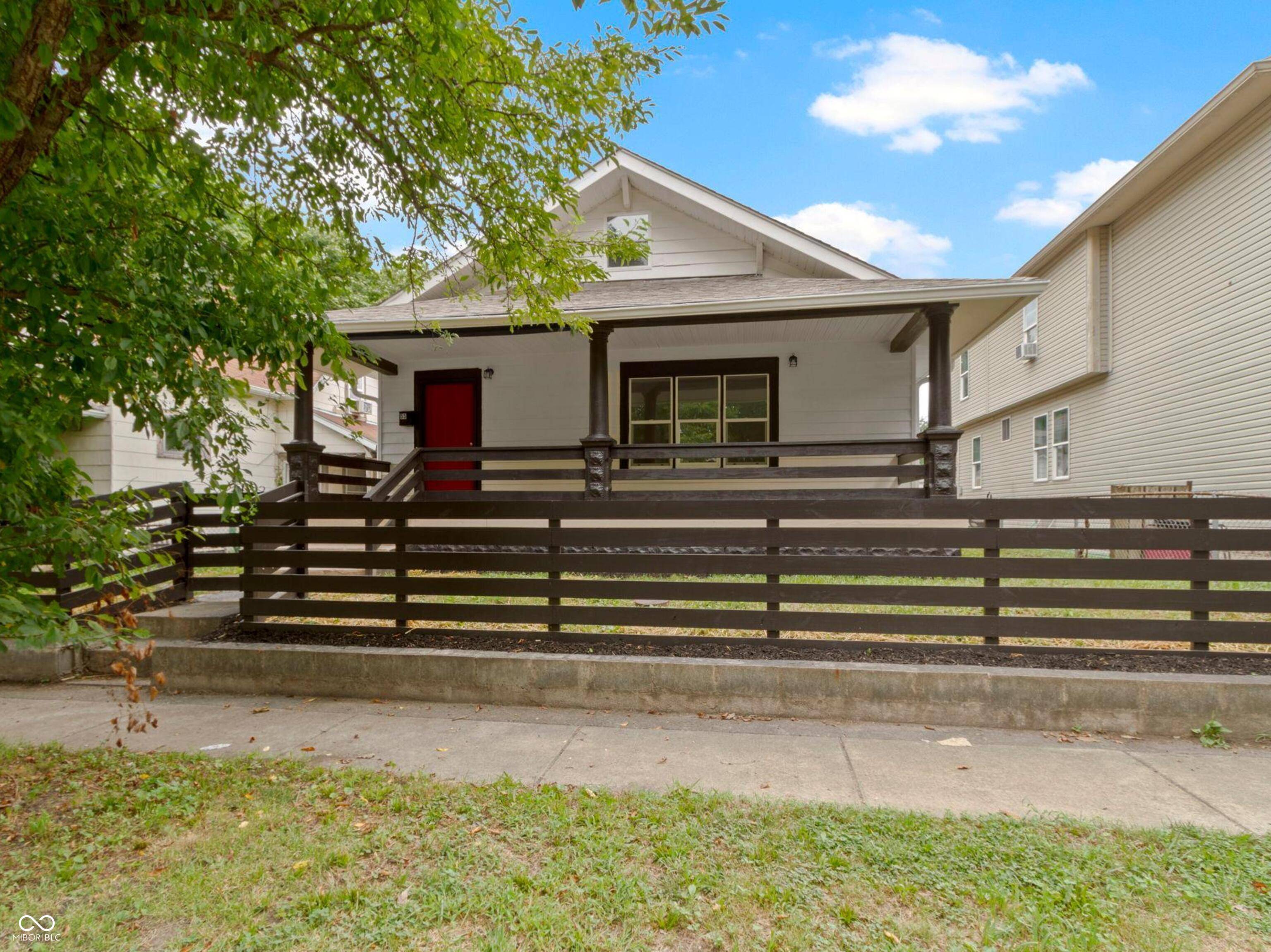 Indianapolis, IN 46201,55 N Chester AVE