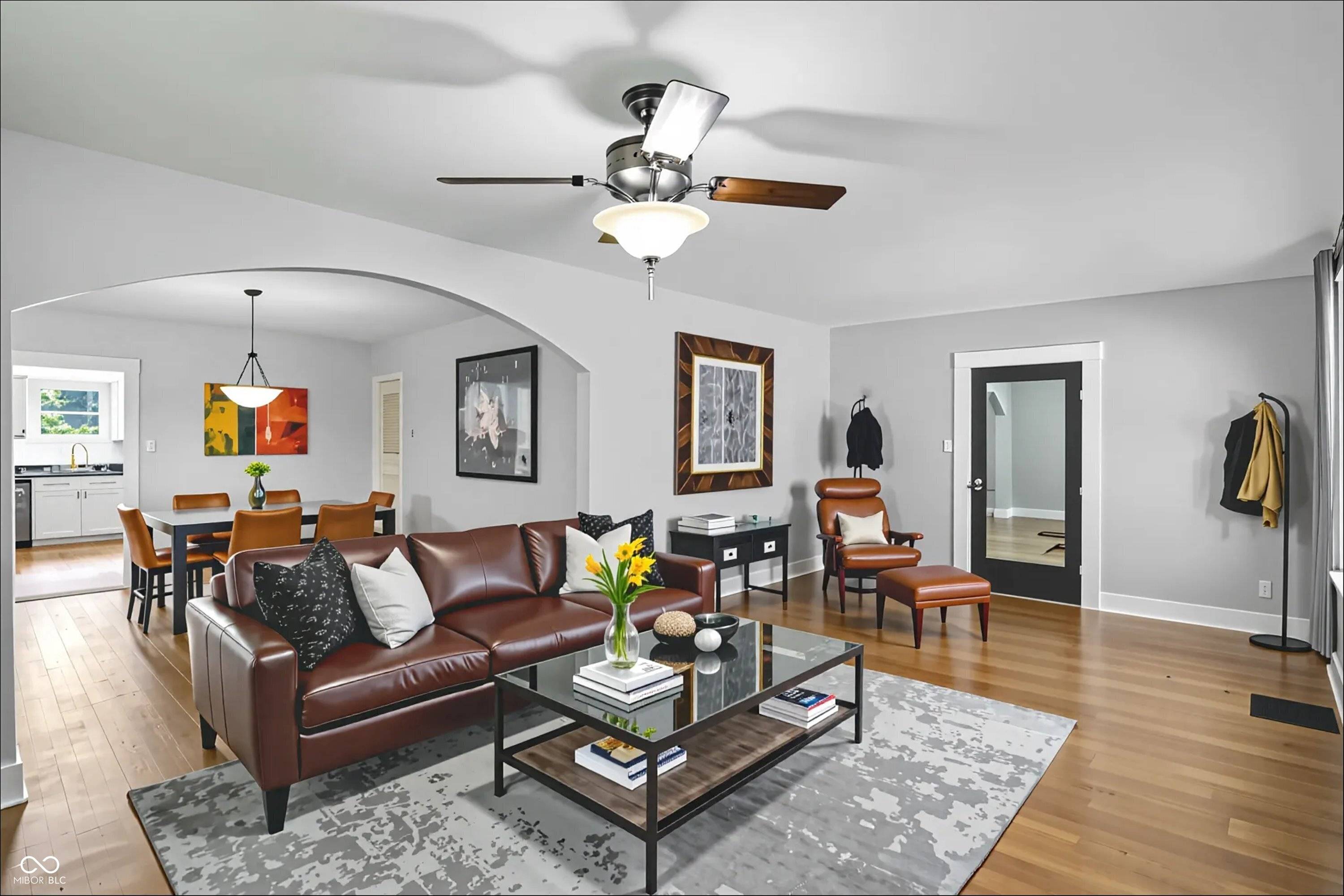 Indianapolis, IN 46225,129 E Southern AVE