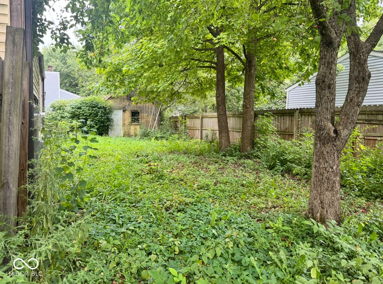 Indianapolis, IN 46229,11601 E 10th ST