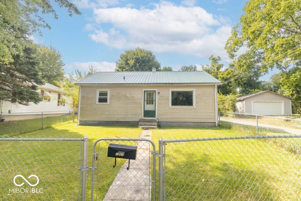 New Castle, IN 47362,1321 Woodward AVE