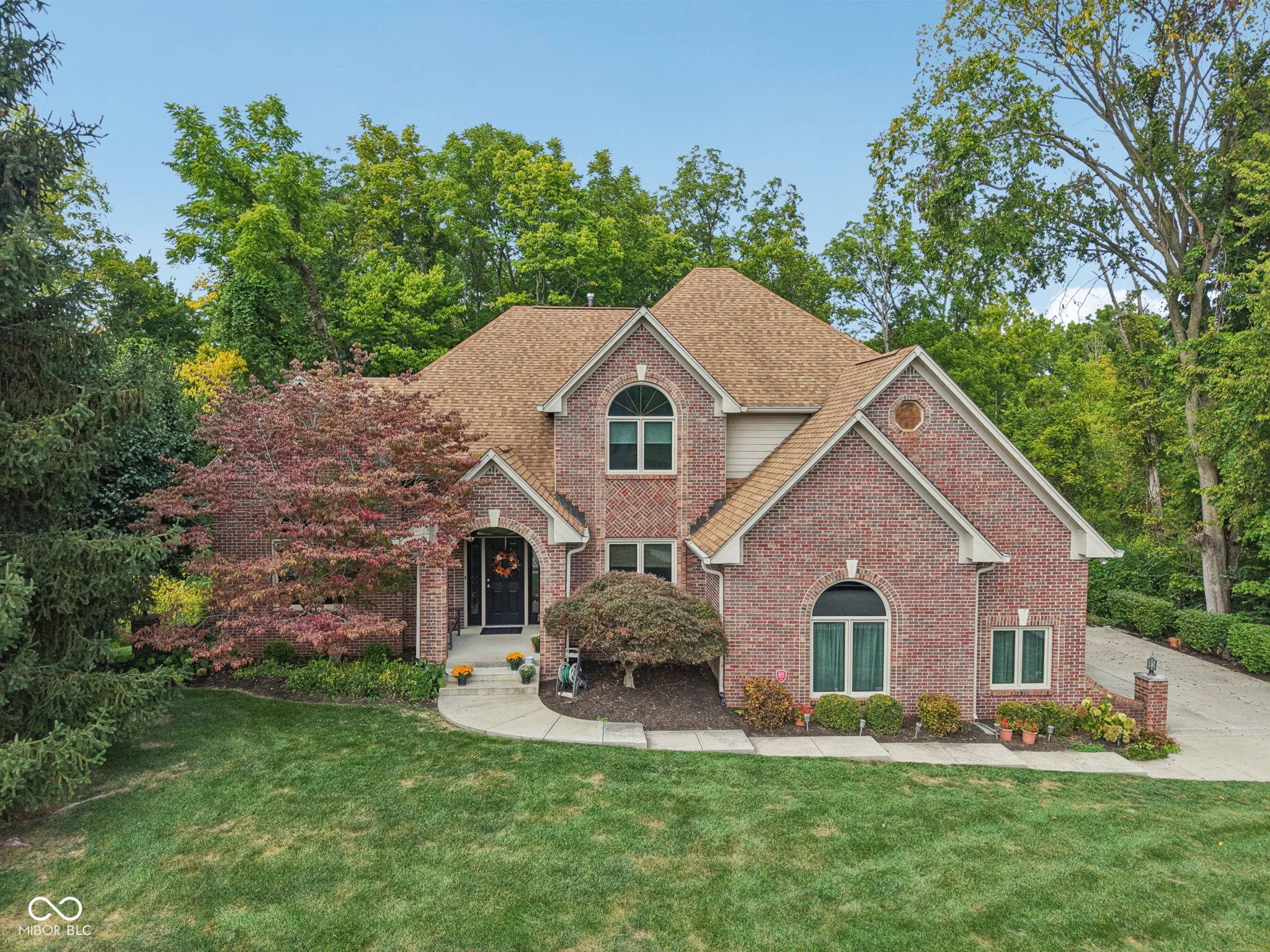 Indianapolis, IN 46217,8868 Classic View DR