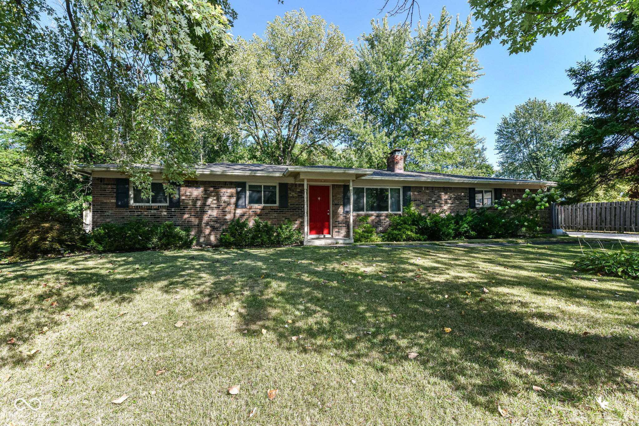 Indianapolis, IN 46280,10505 N Washington BLVD