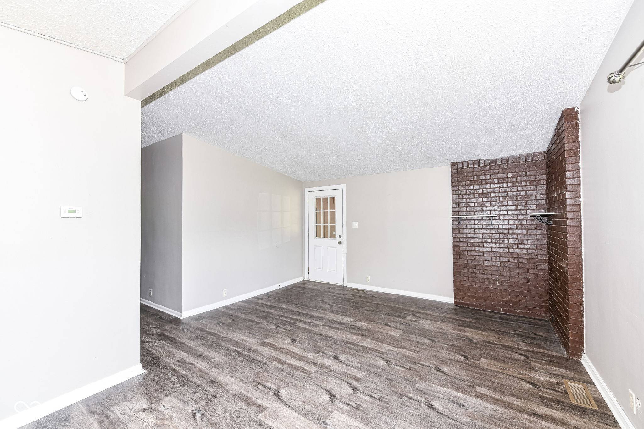 Indianapolis, IN 46219,1631 Elmhurst DR