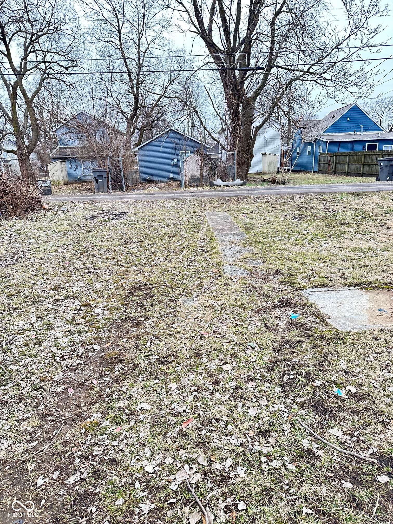 Indianapolis, IN 46208,929 W Roache ST