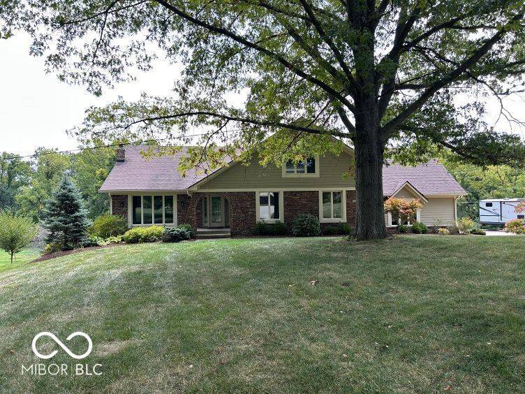 Greenwood, IN 46143,3693 Woodland Streams DR