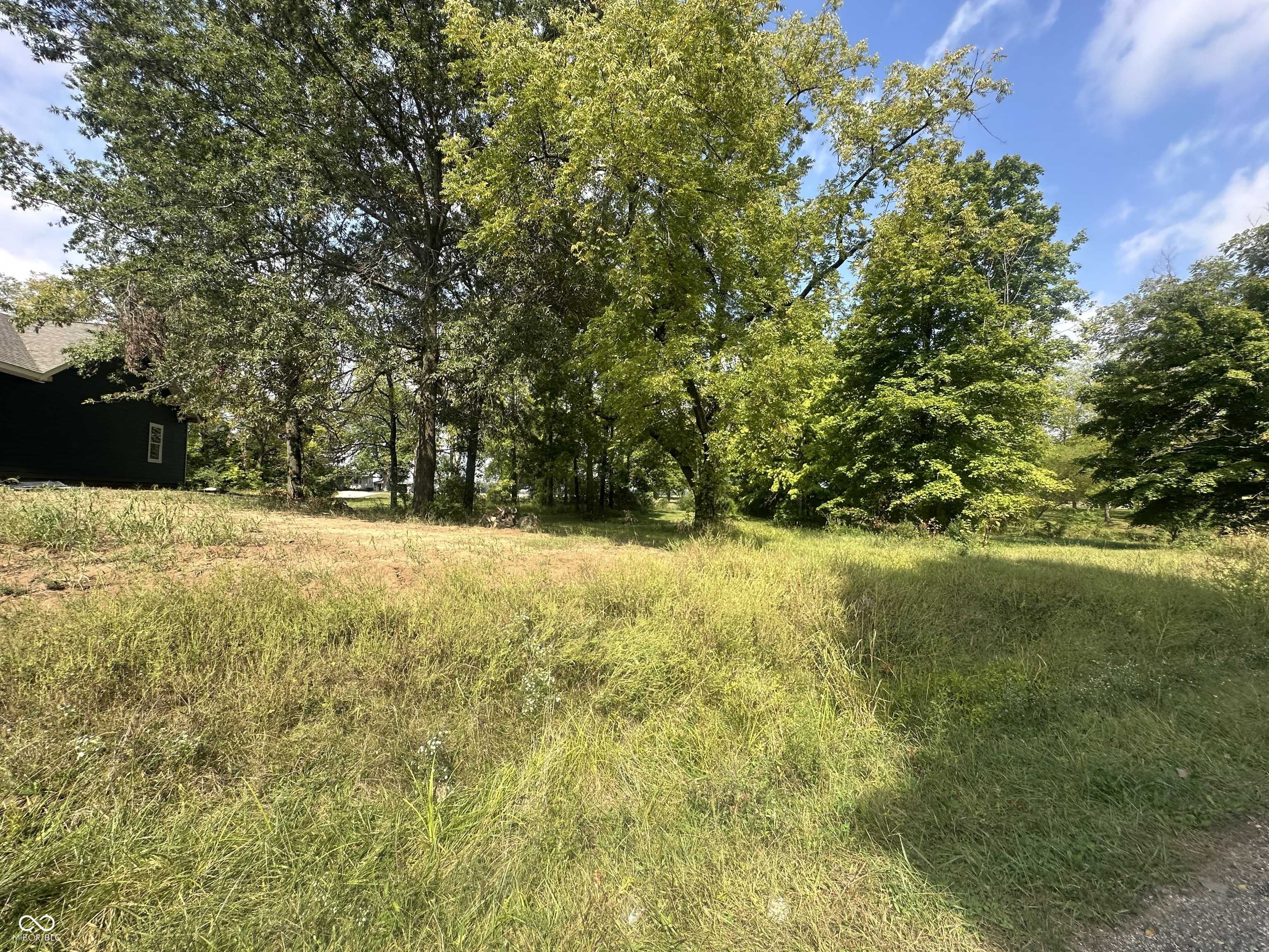 Covington, IN 47932,12158 Spring Creek DR