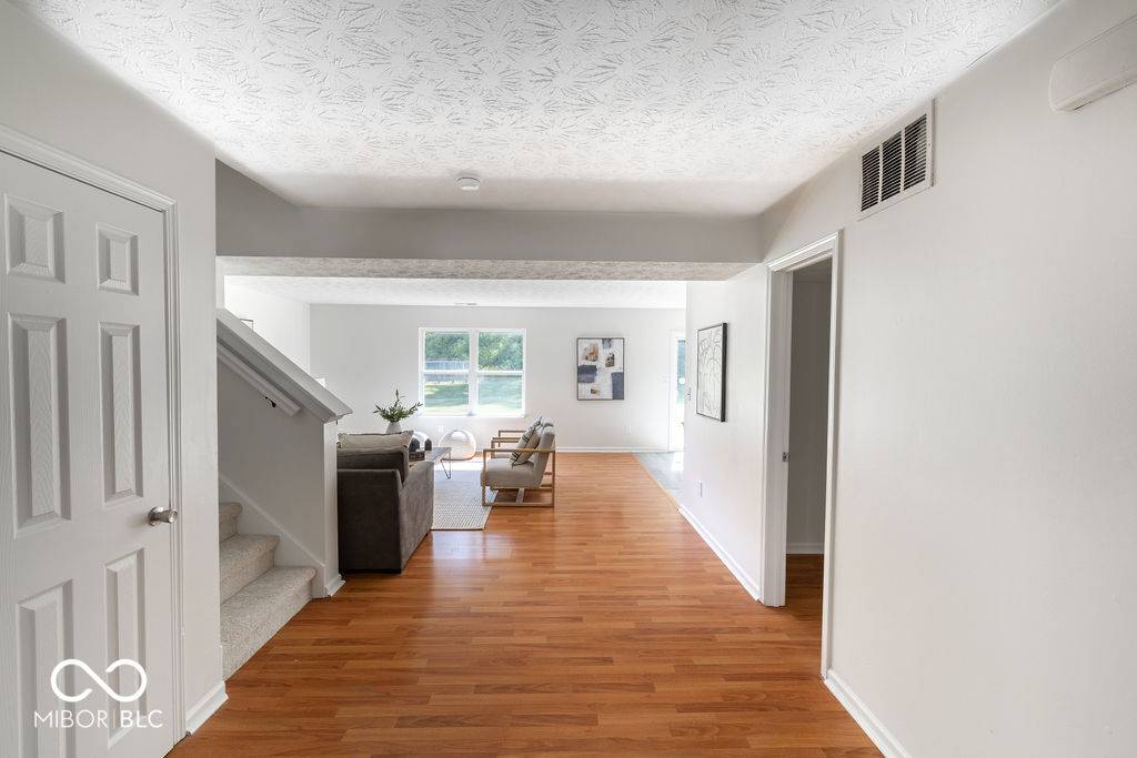 Indianapolis, IN 46239,8528 Sotheby DR