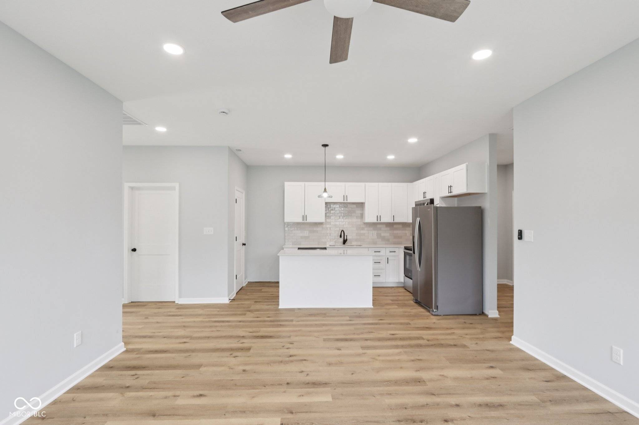 Indianapolis, IN 46237,8355 Fieldfare WAY