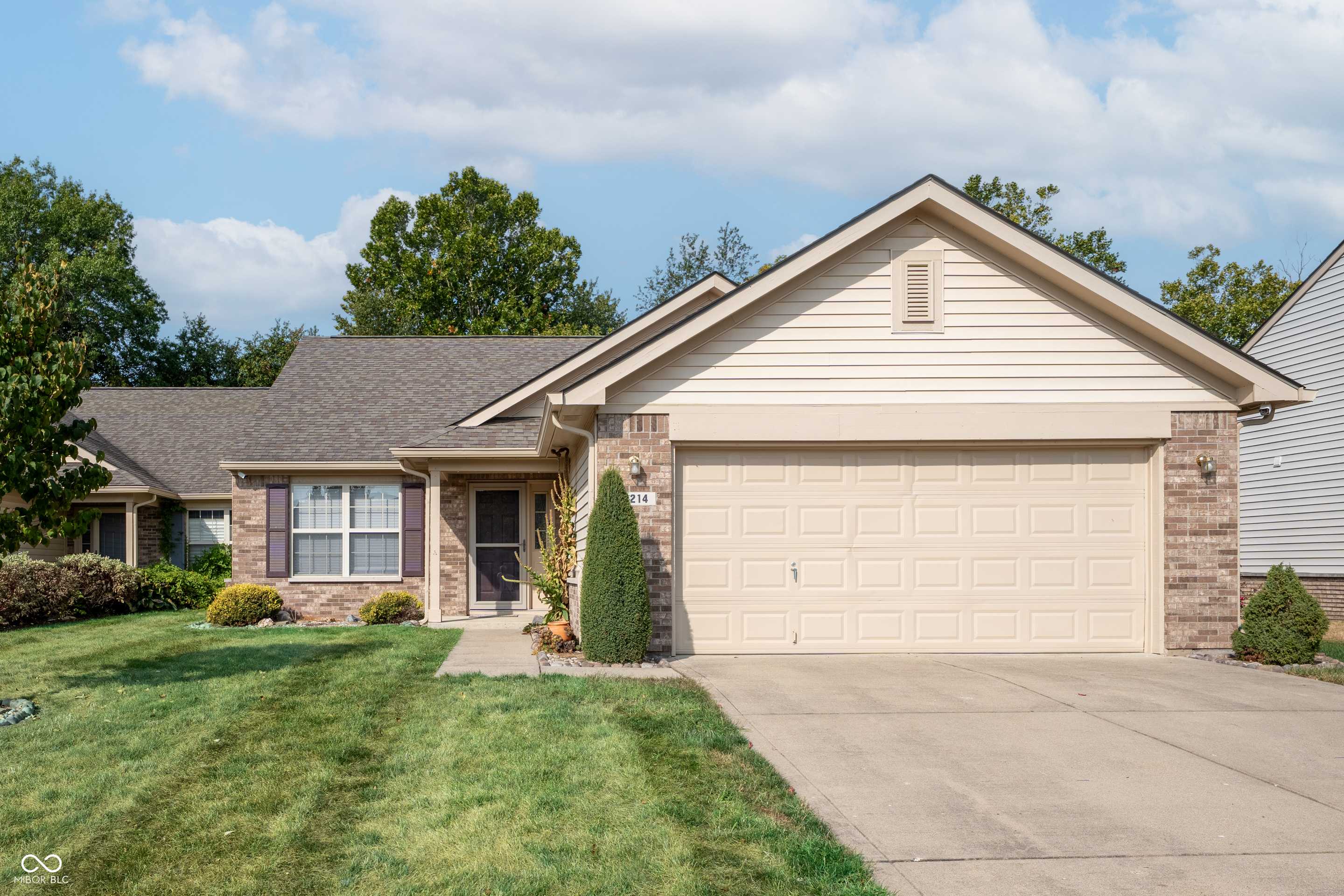 Indianapolis, IN 46217,7214 Brant Pointe CIR