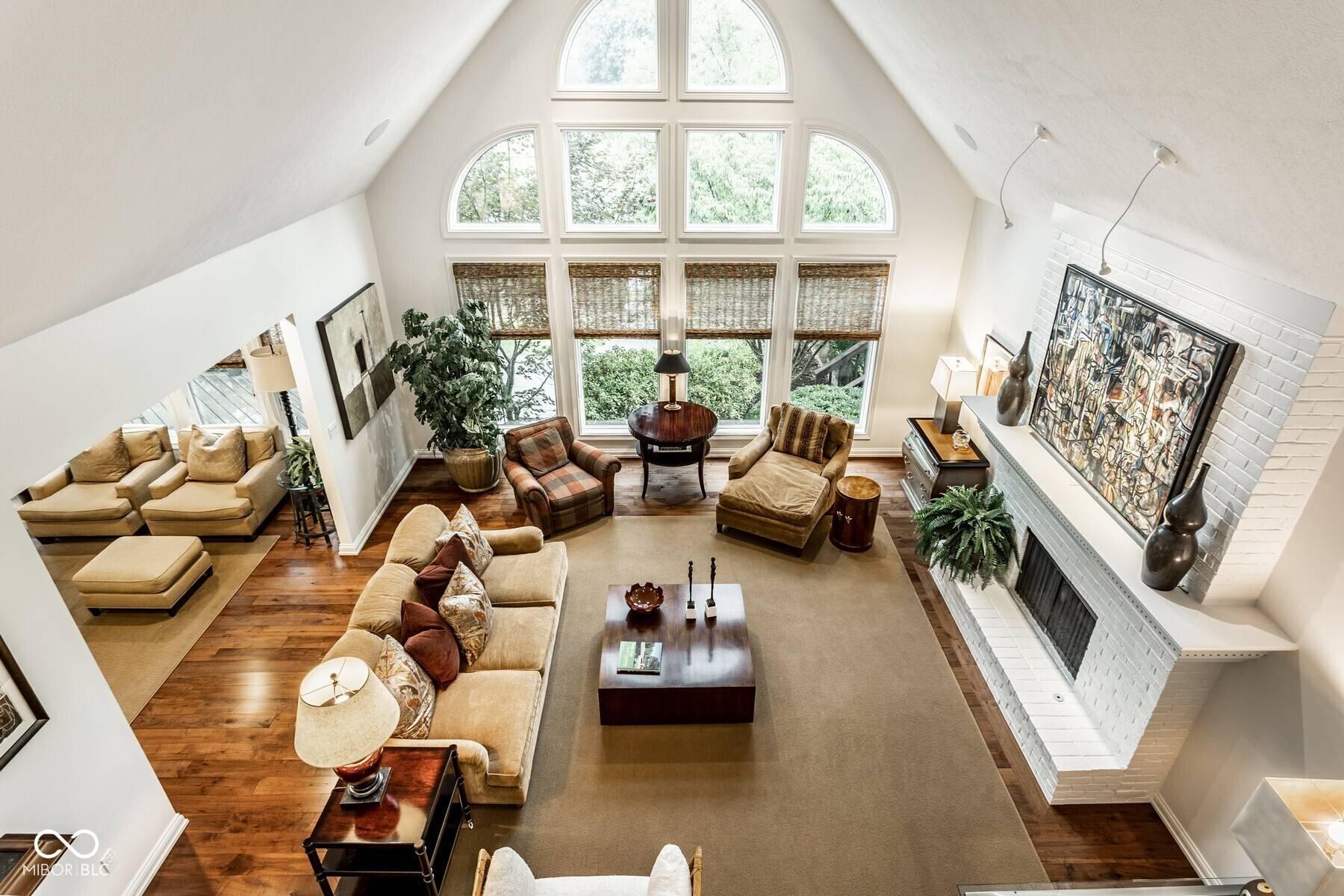 Carmel, IN 46033,1910 Spruce DR