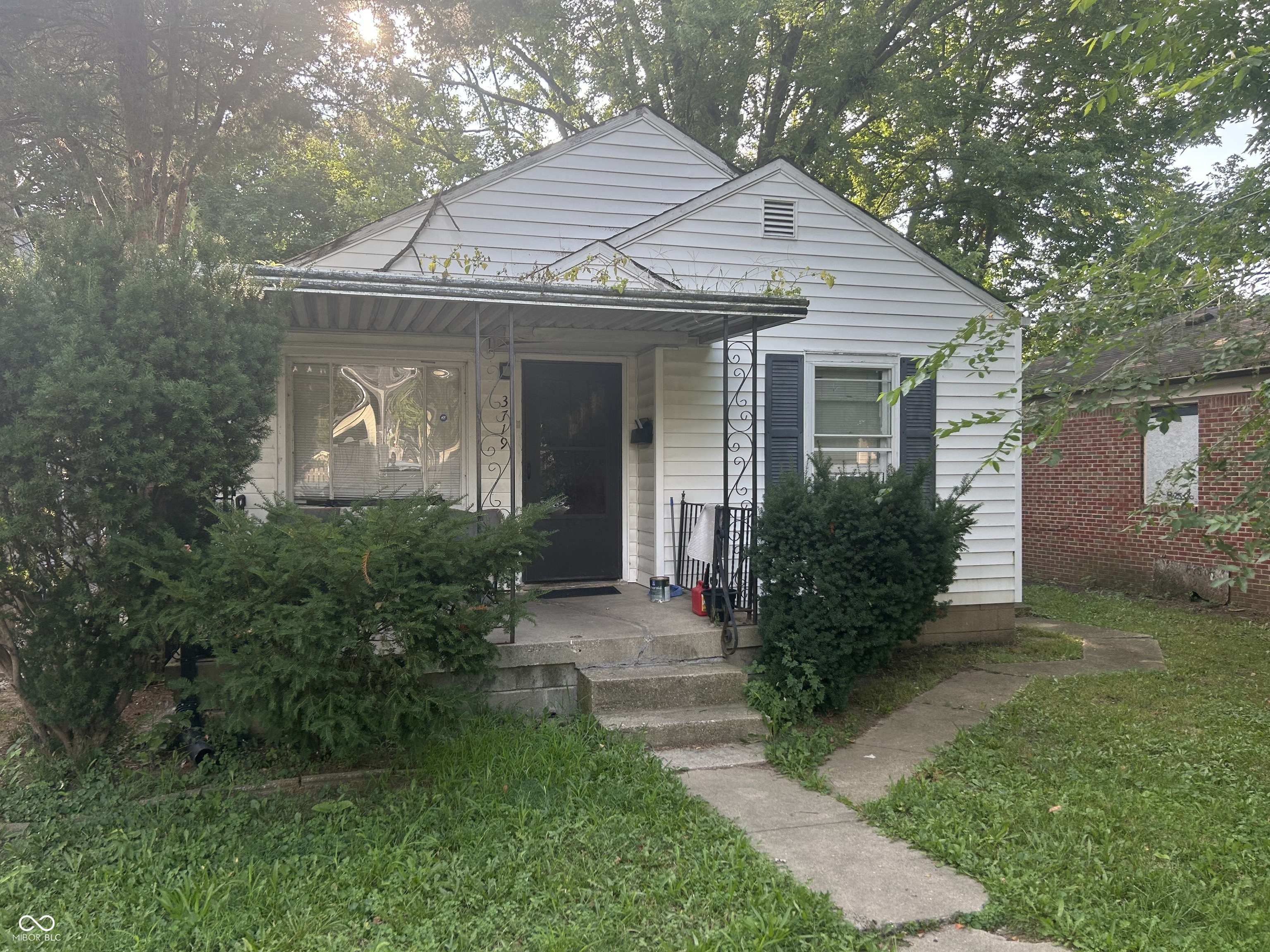 Indianapolis, IN 46218,3719 Kinnear AVE